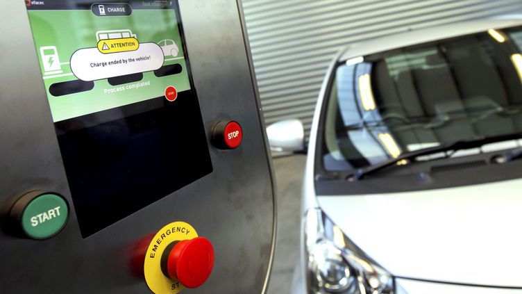 Quase mil carros elétricos vendidos em Portugal em oito meses