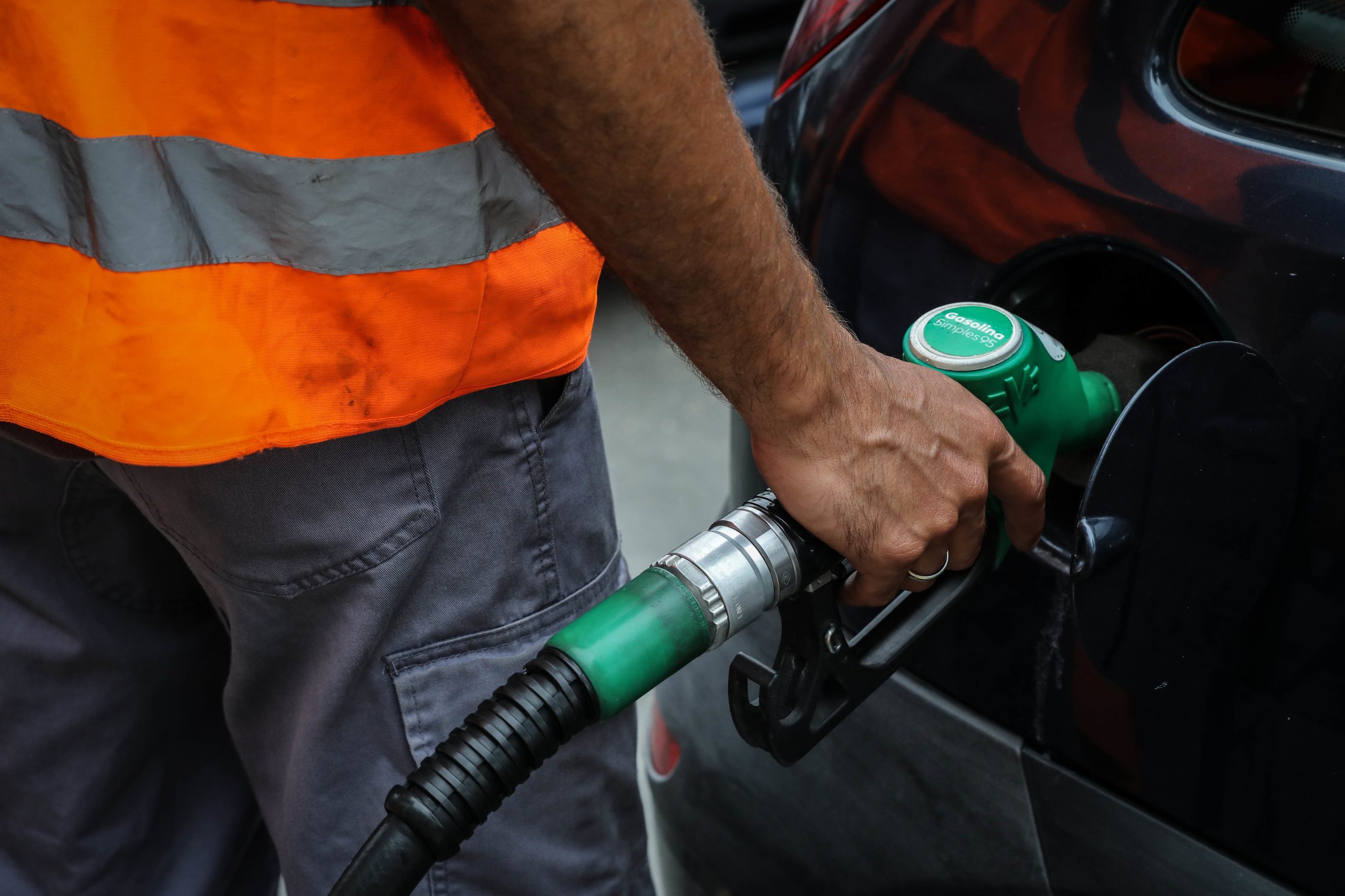 Motoristas. Final de tarde calmo e sem filas nas bombas de gasolina de Coimbra