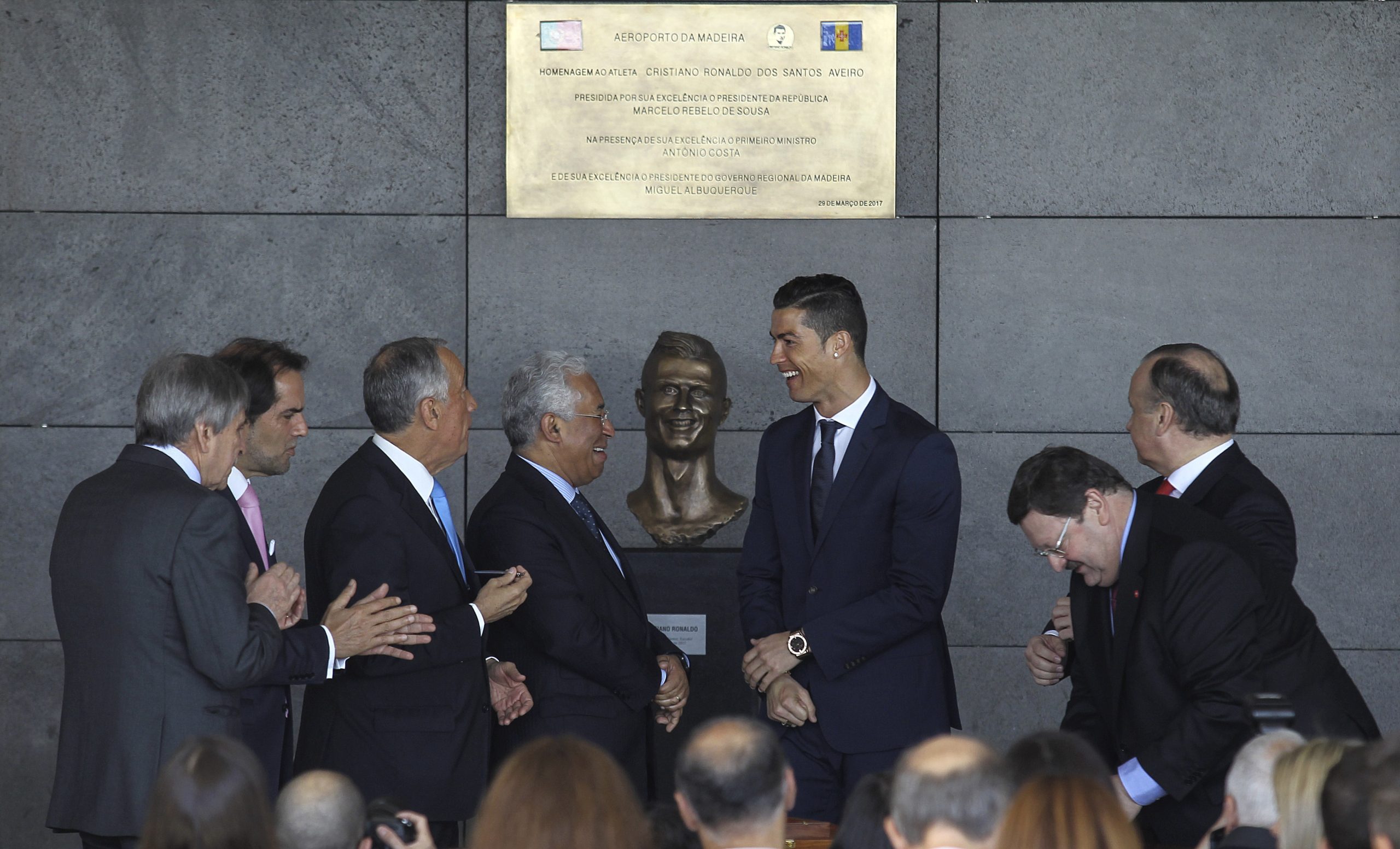 Ronaldo: “Caro Amigo Miguel Albuquerque, nunca te pedi que fizesses isto. Não sou hipócrita”