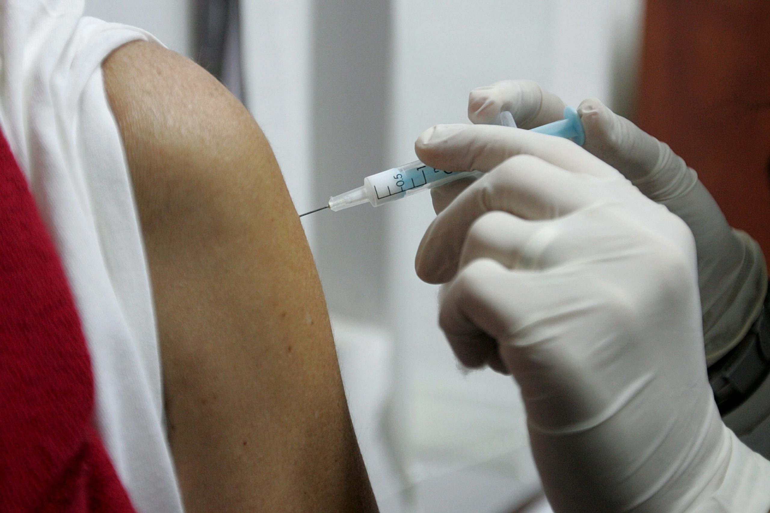 GAT diz que vacinas para hepatite A são insuficientes