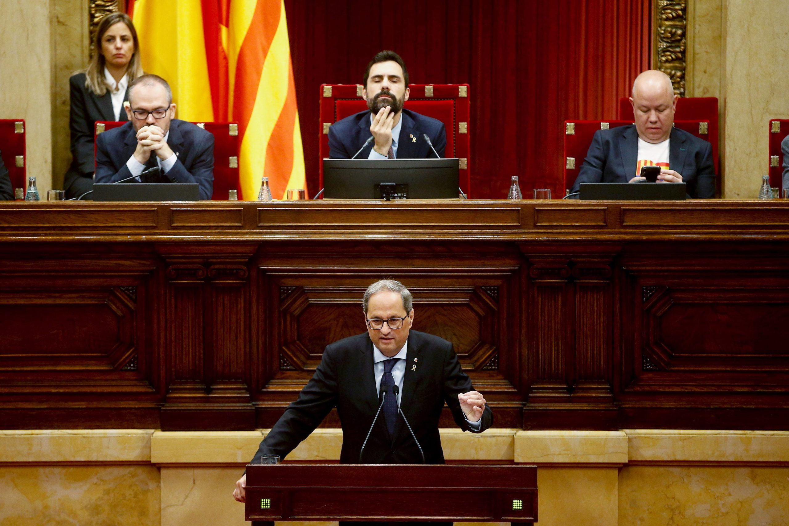 Chefe do governo regional catalão pede reunião ao primeiro-ministro espanhol para solução política