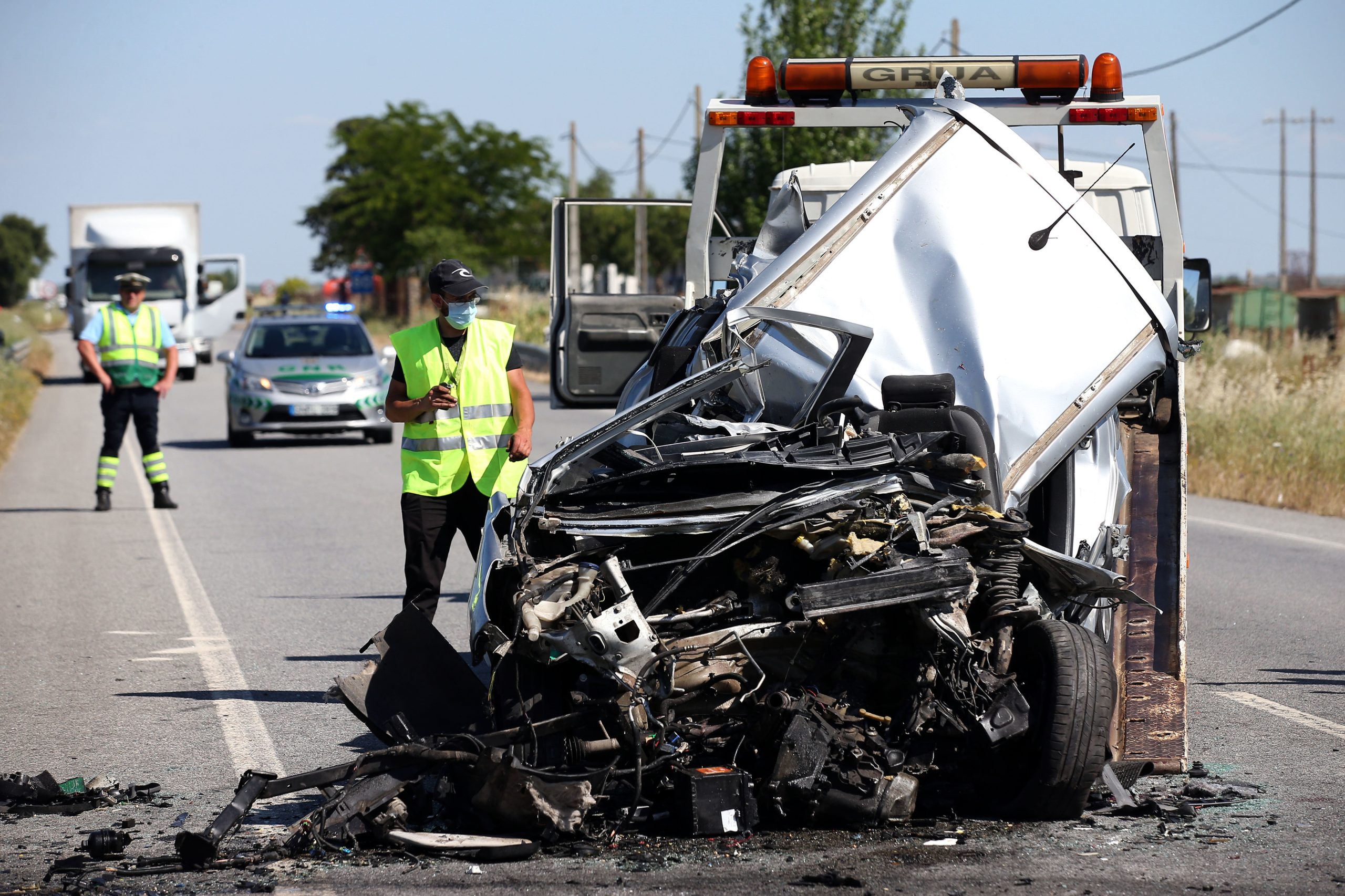 Menos acidentes e mortos nas estradas nos primeiros quatro meses do ano face a 2020
