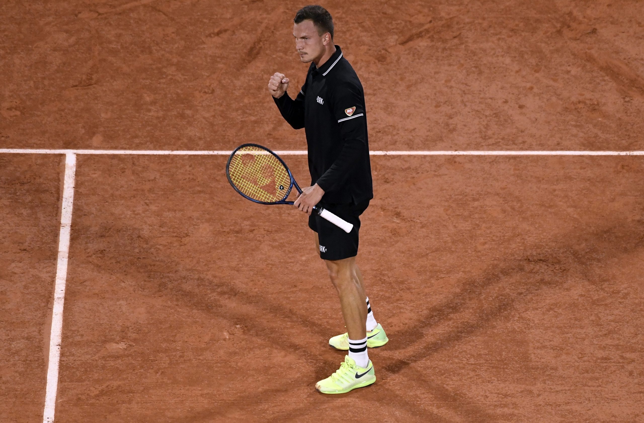 Roland Garros. Marton Fucsovics protagoniza uma das primeiras surpresas ao afastar Daniil Medvedev