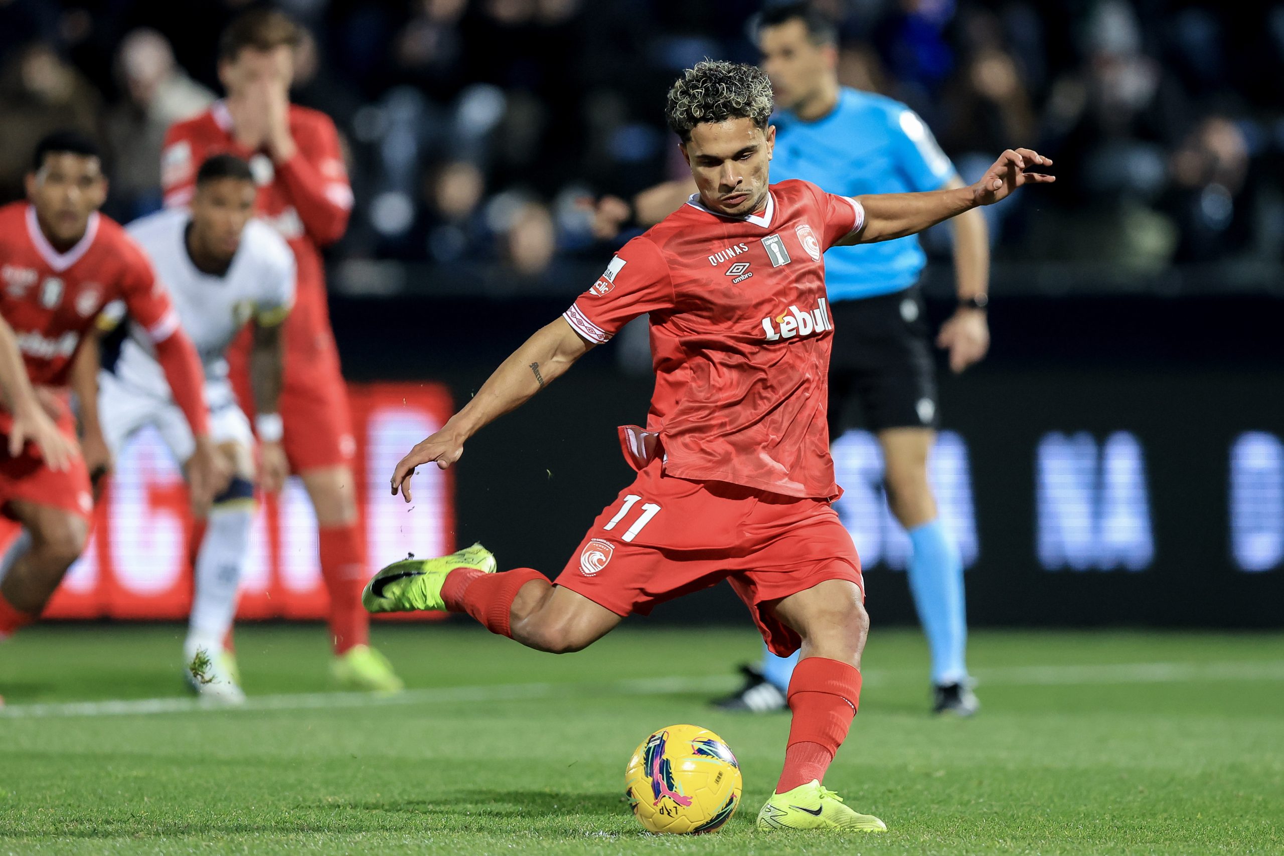 Santa Clara vence Famalicão e volta quarto lugar da I Liga