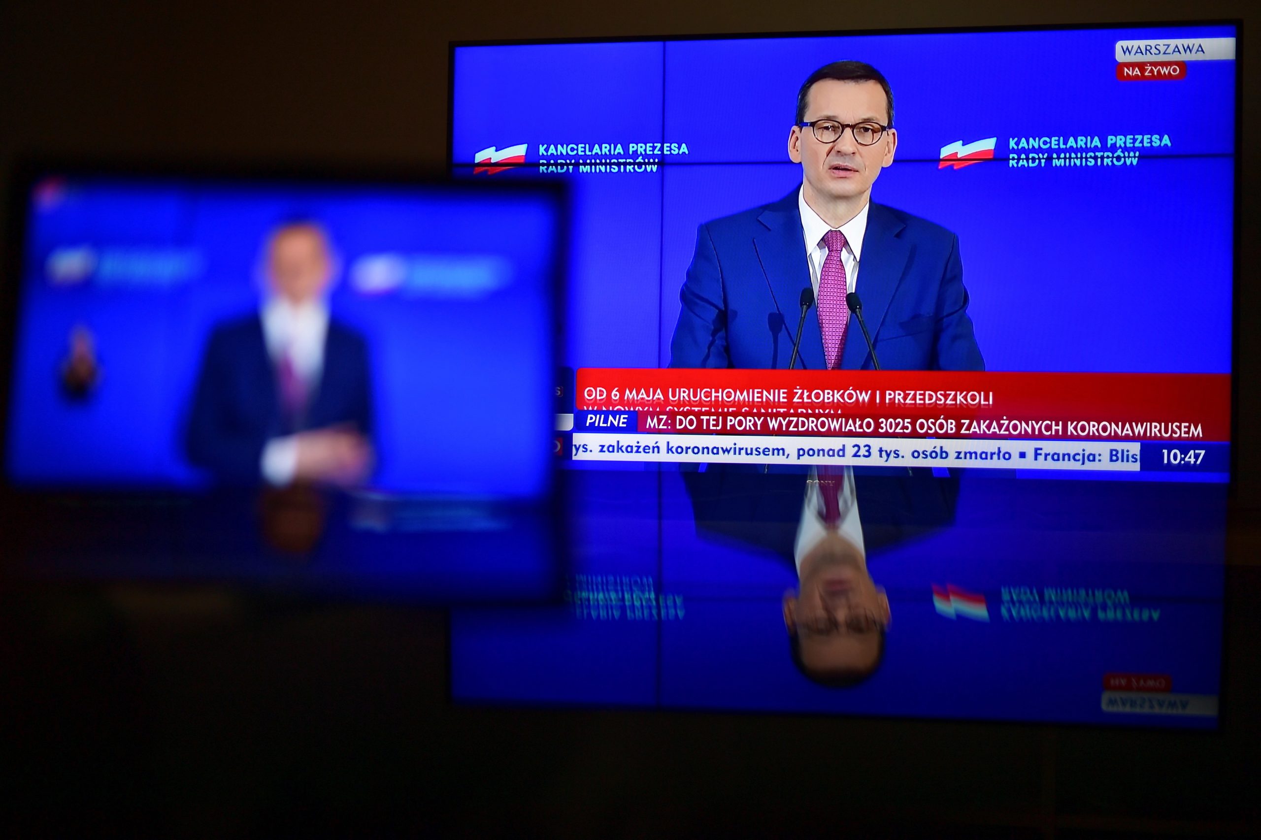 Primeiro-ministro polaco insiste em realizar presidenciais em maio apesar da pandemia
