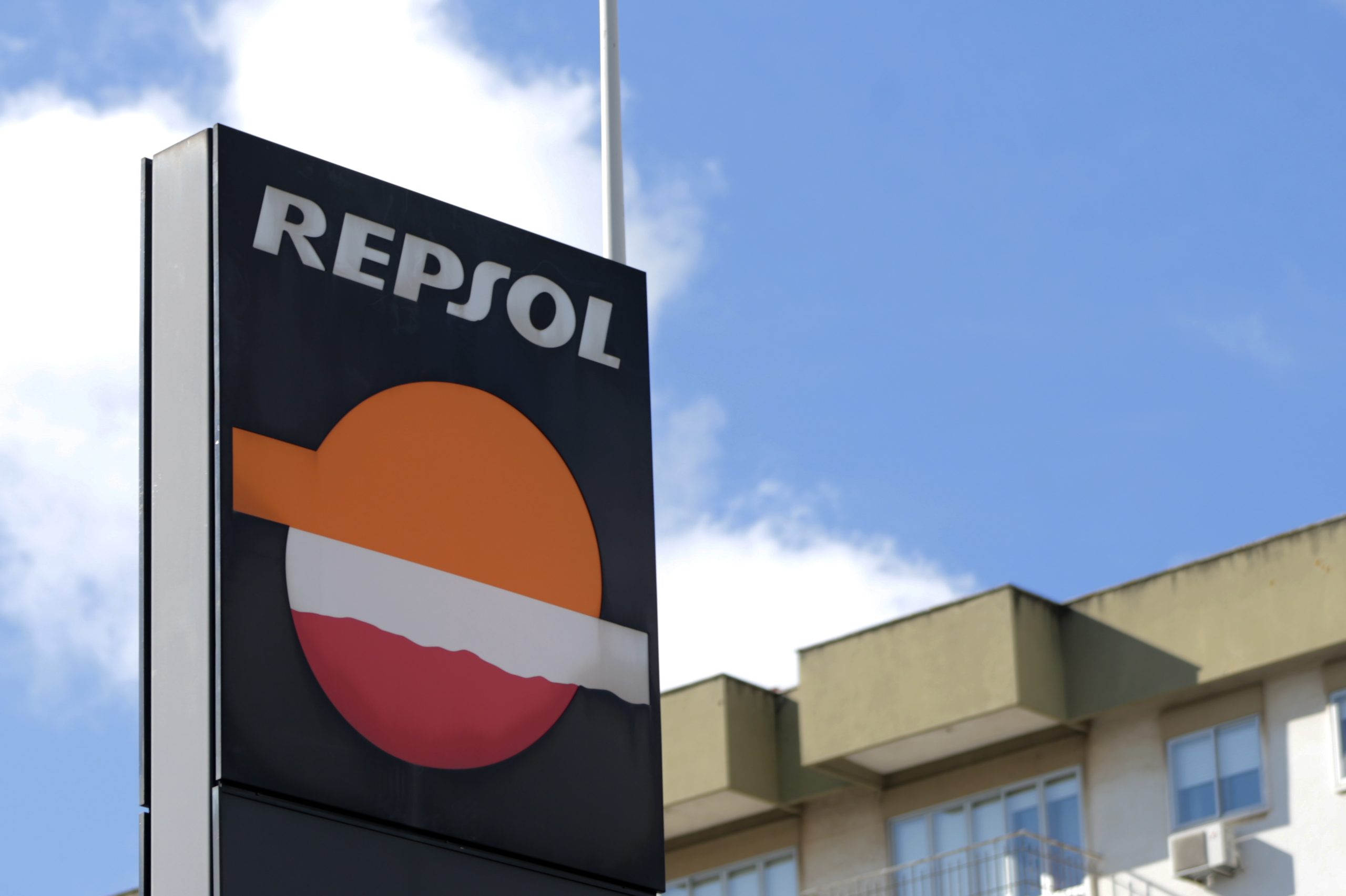 Vítimas mortais de acidente no IC1 trabalhavam para prestadores de serviços à Repsol
