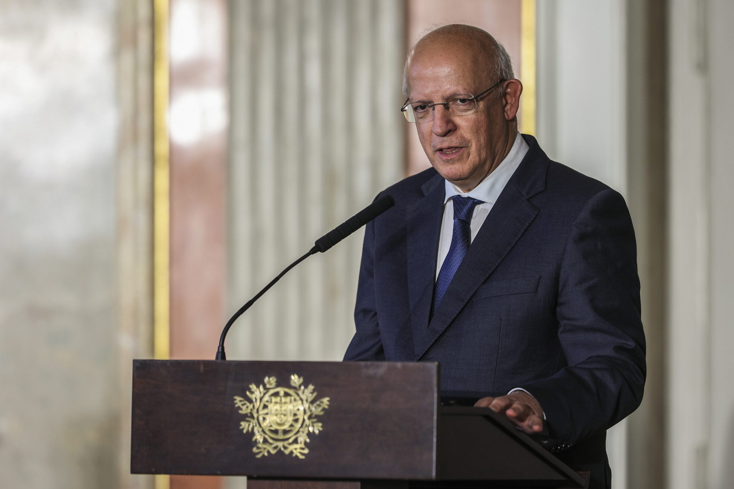 Santos Silva está a recolher informação para organização da visita de Lula ao parlamento
