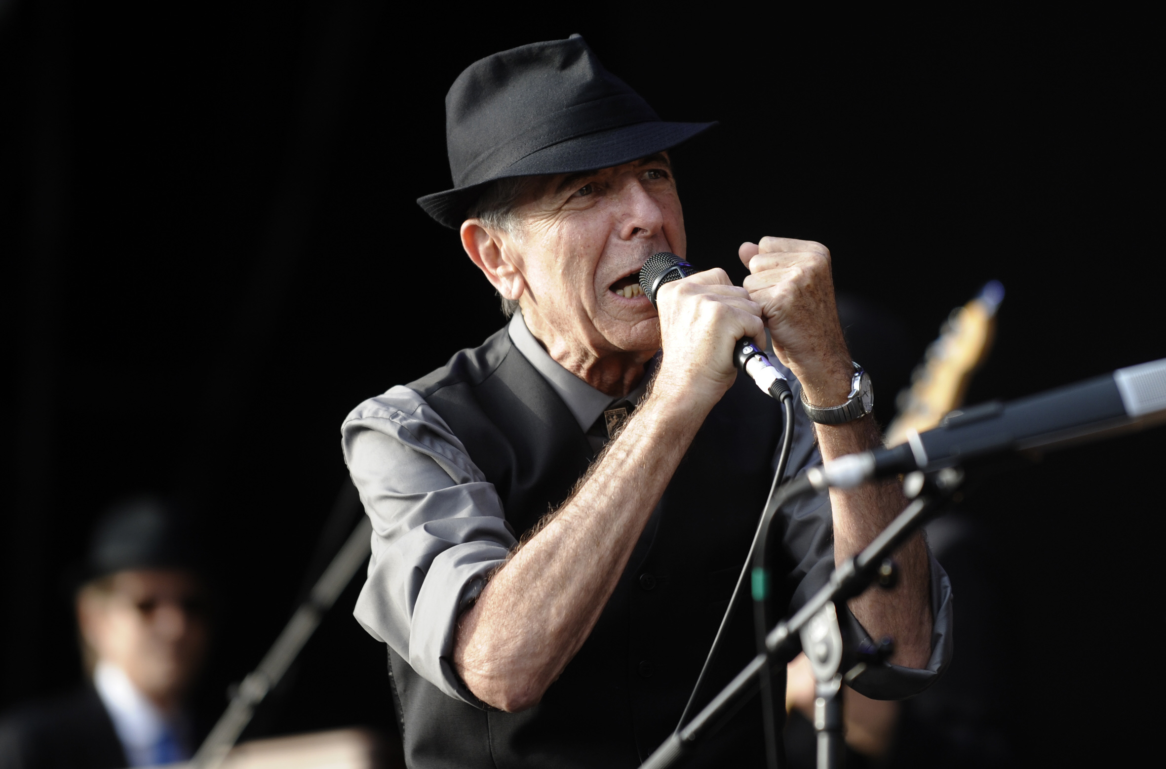 Os últimos poemas de Leonard Cohen são publicados em 2018