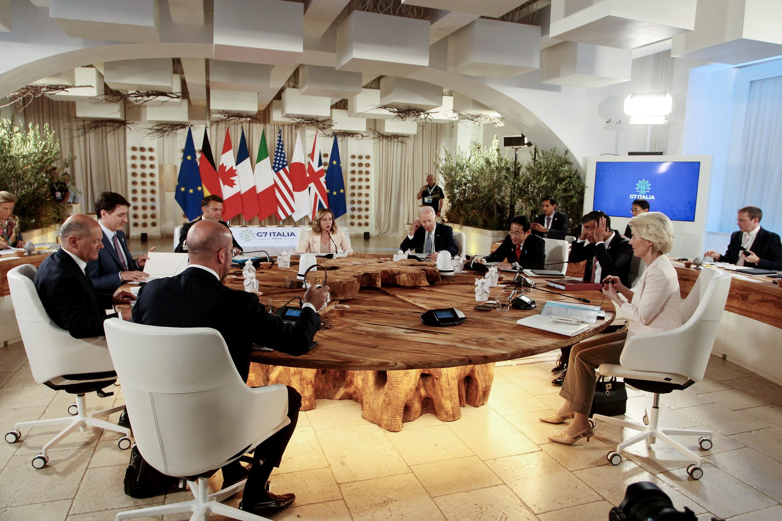 46 mil milhões de euros para a Ucrânia. G7 chega a acordo provisório para empréstimo