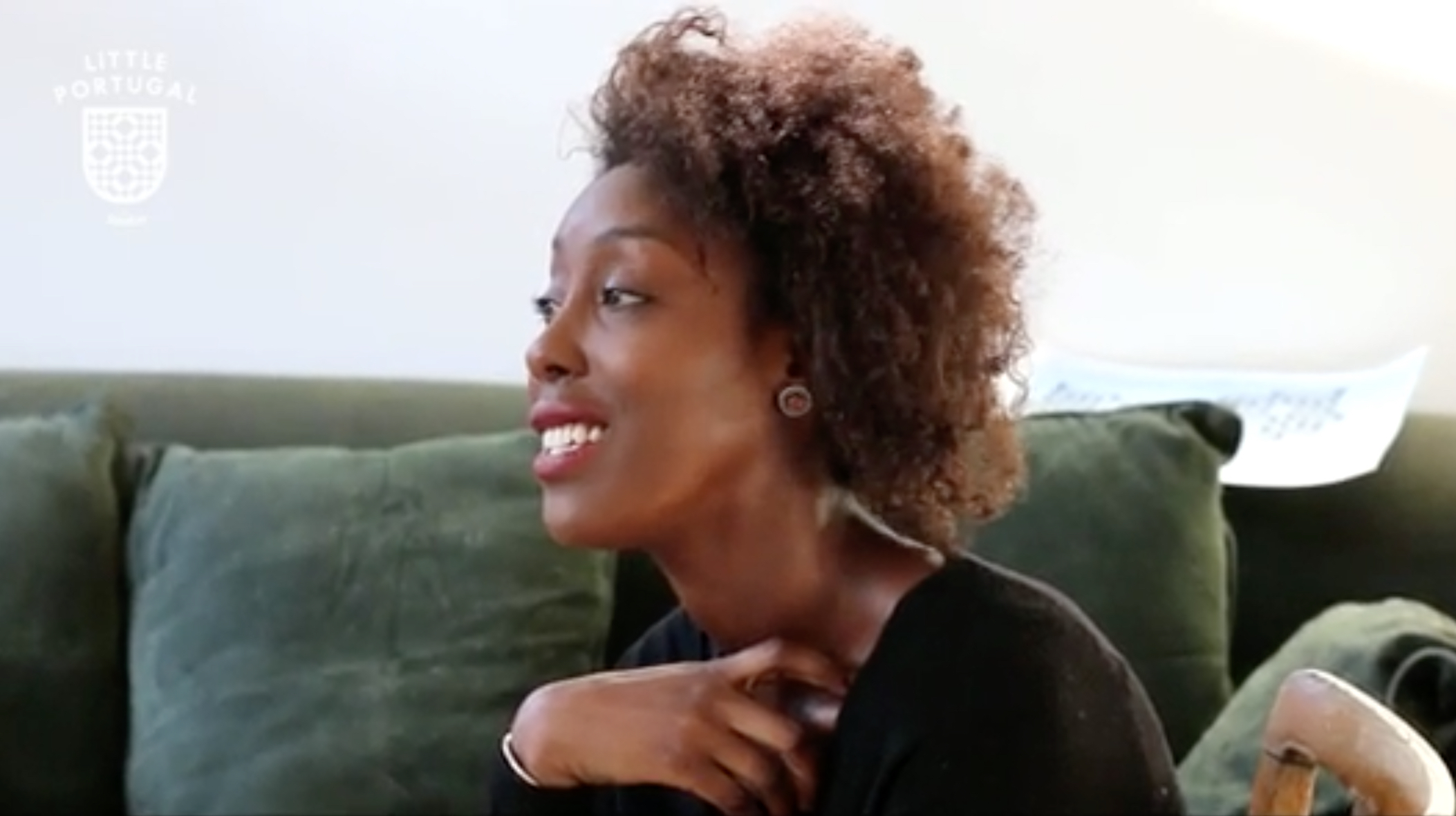 “Não há nenhum lugar a que possa chamar casa porque me imagino a viver em qualquer lado”