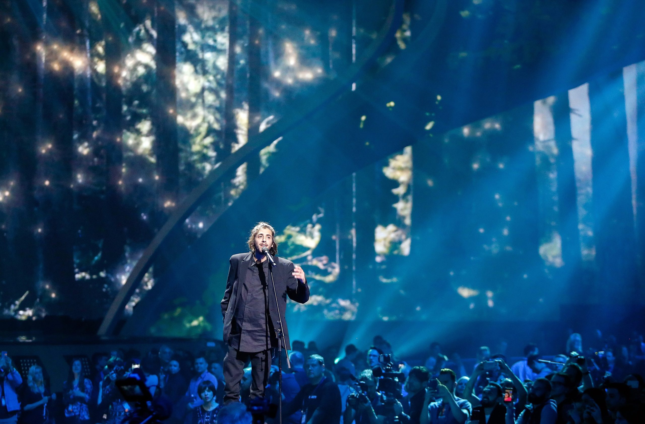 Salvador Sobral canta hoje em Kiev pela melhor classificação de sempre na Eurovisão