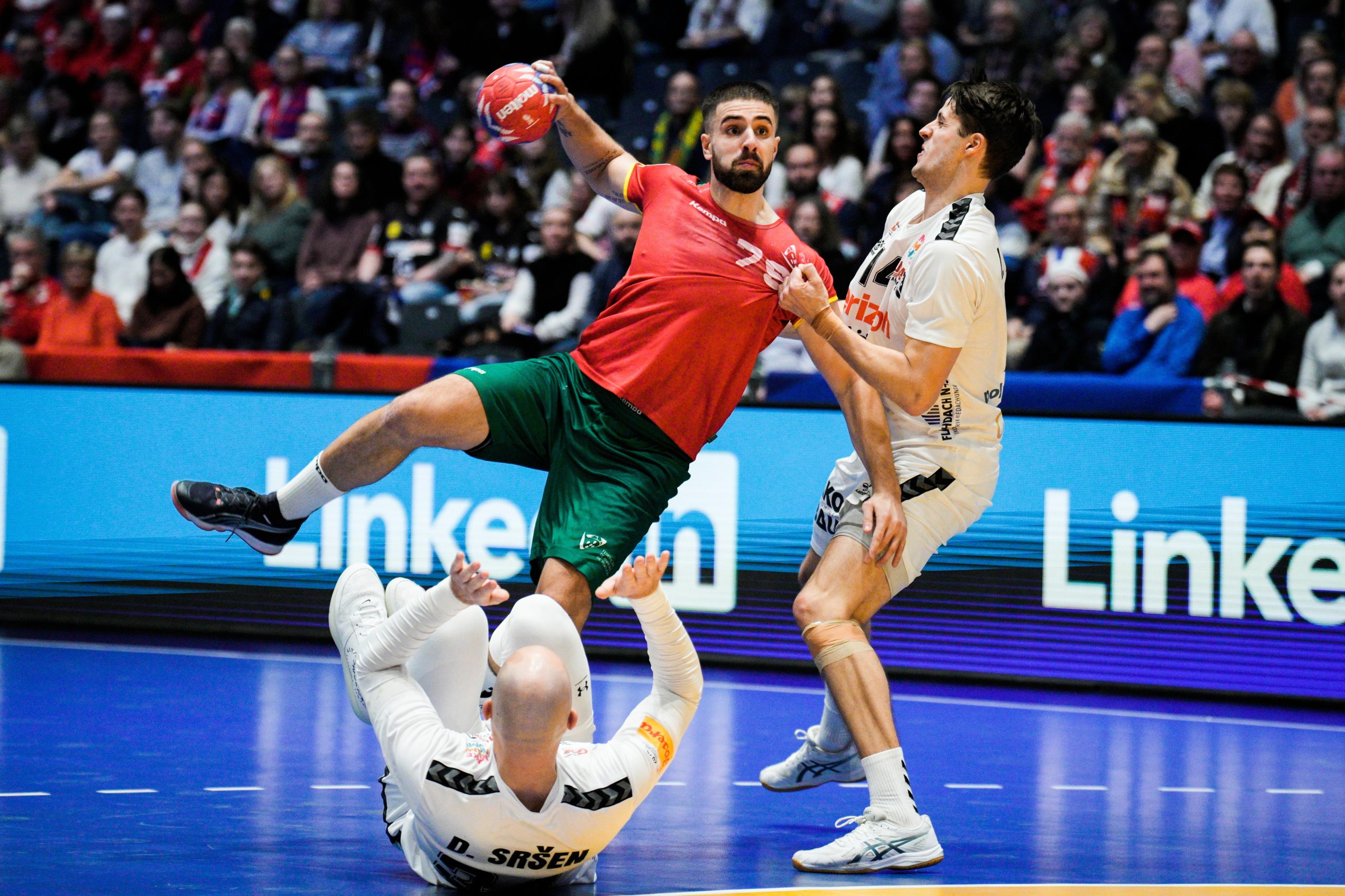 Andebol: Portugal vence EUA e convence rumo à fase principal