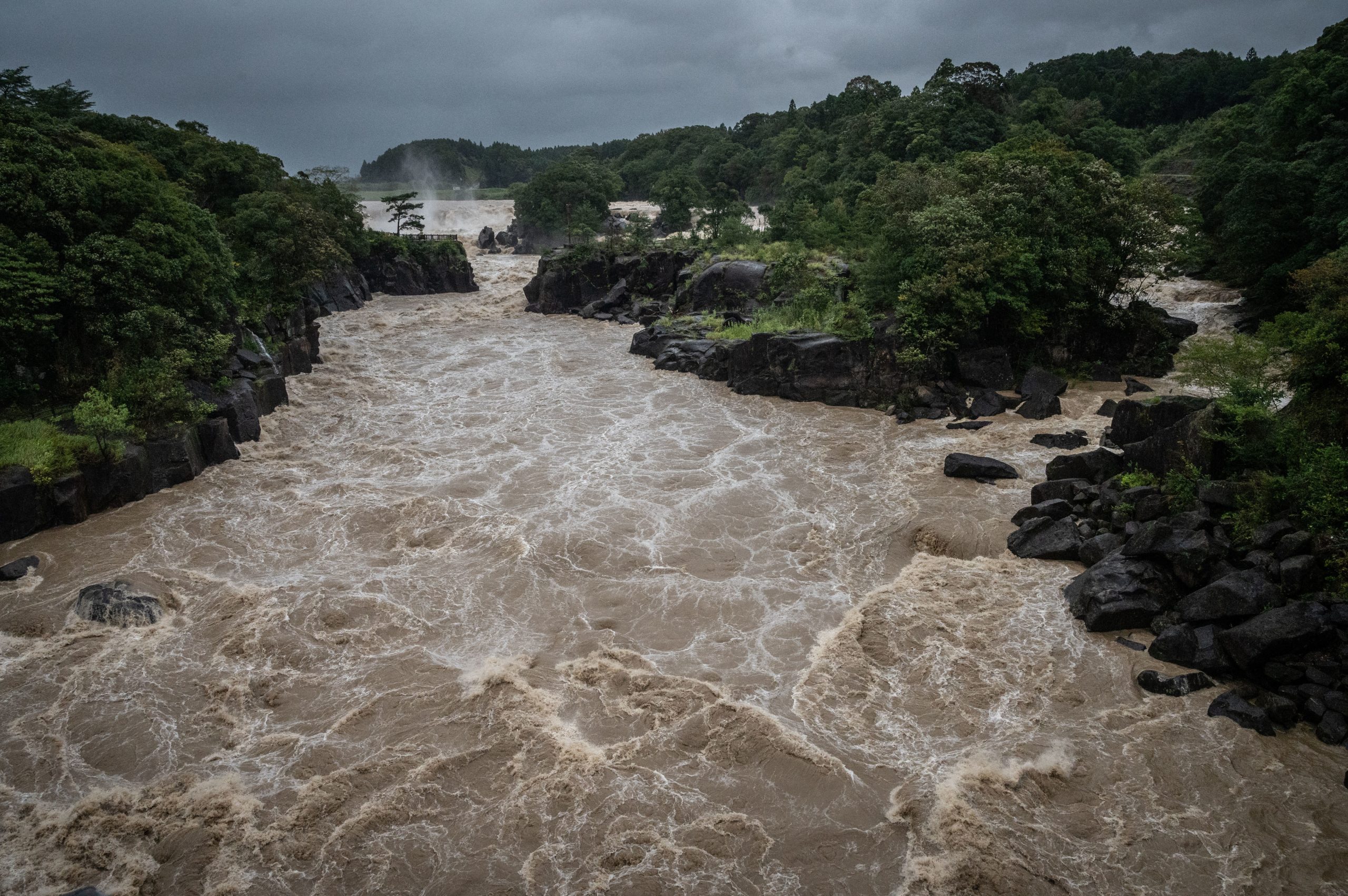 Quem nunca rezou por um dia com menos calor ou para que a chuva parasse? No Japão há mesmo um santuário dedicado ao tempo