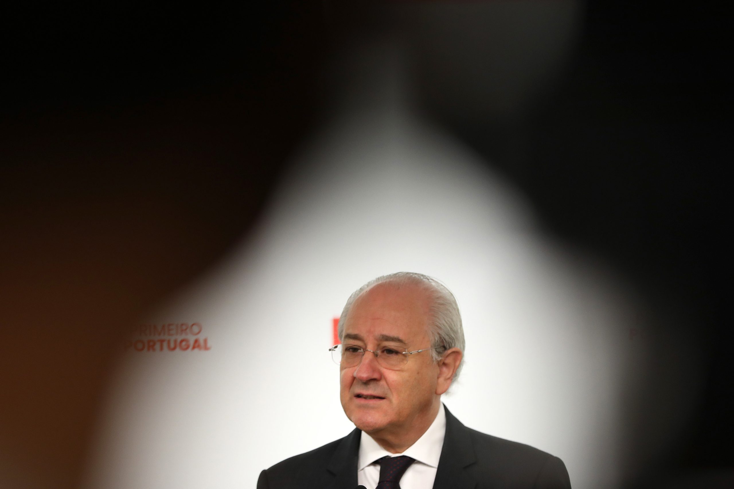 Rui Rio sugere auditoria de uma instituição pública ao Novo Banco para que “inspire confiança”