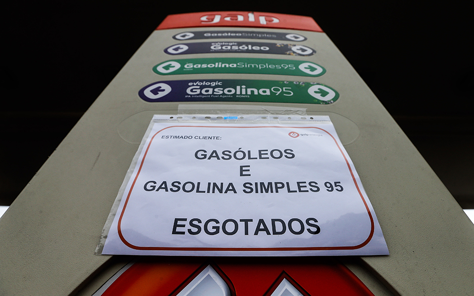 Greve dos Motoristas. Mais de 430 postos sem combustível às 08:30