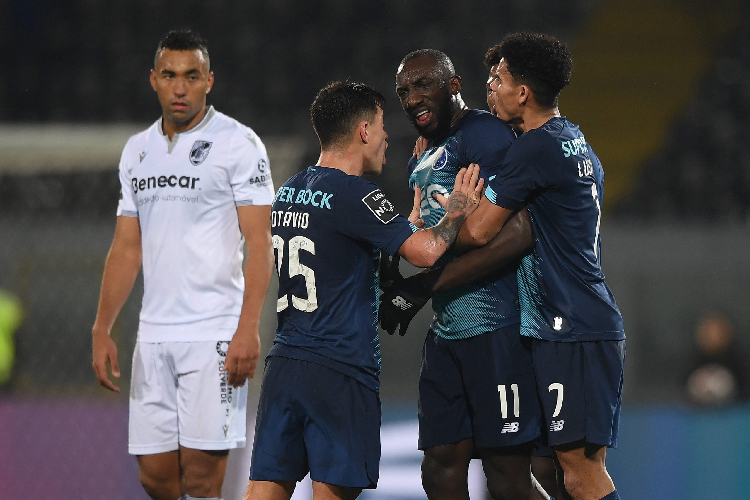 Marega reage: “Gostaria apenas de dizer a esses idiotas que vêm ao estádio fazer gritos racistas… vão-se f*der”