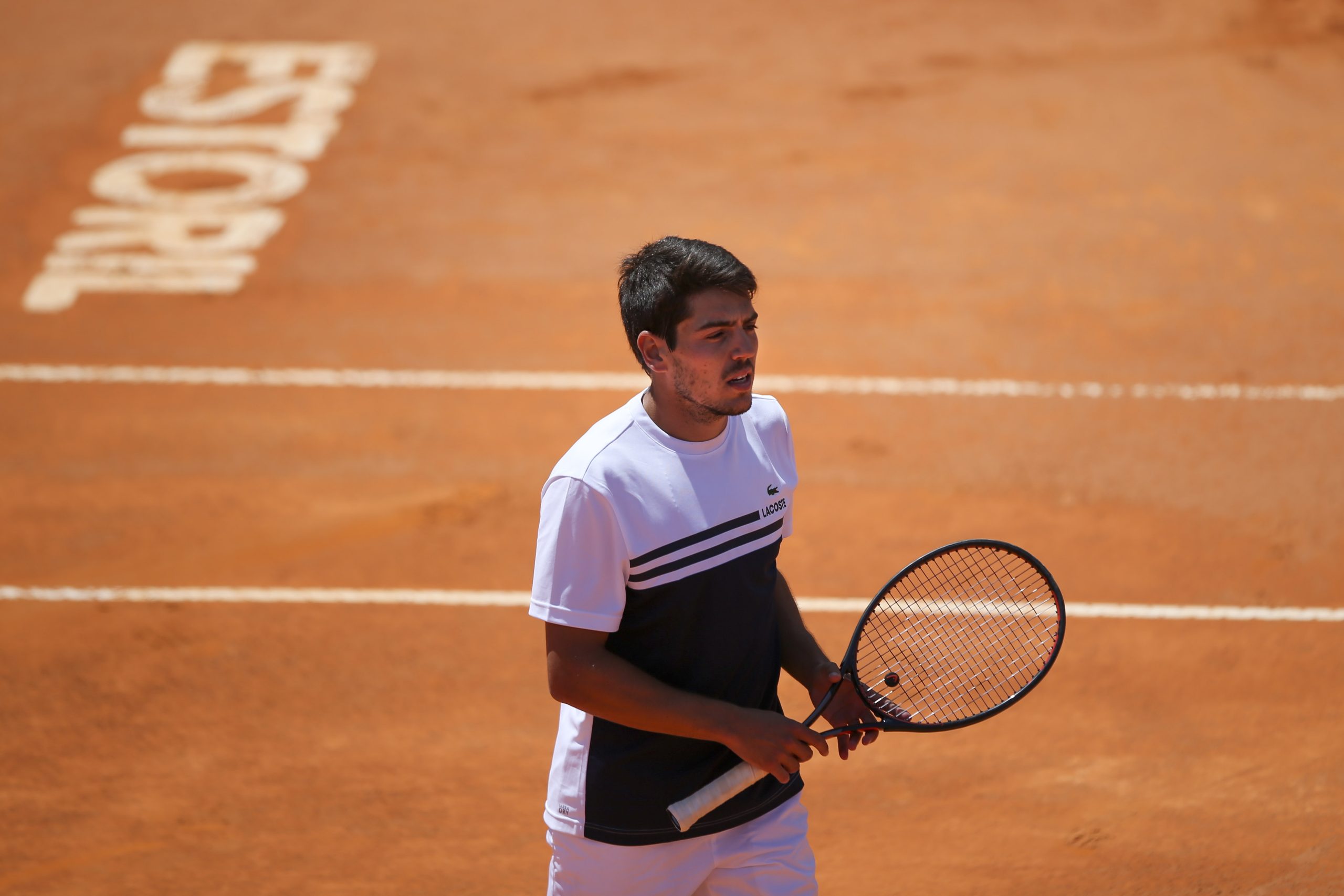 João Domingues afastado na estreia na qualificação de Roland Garros