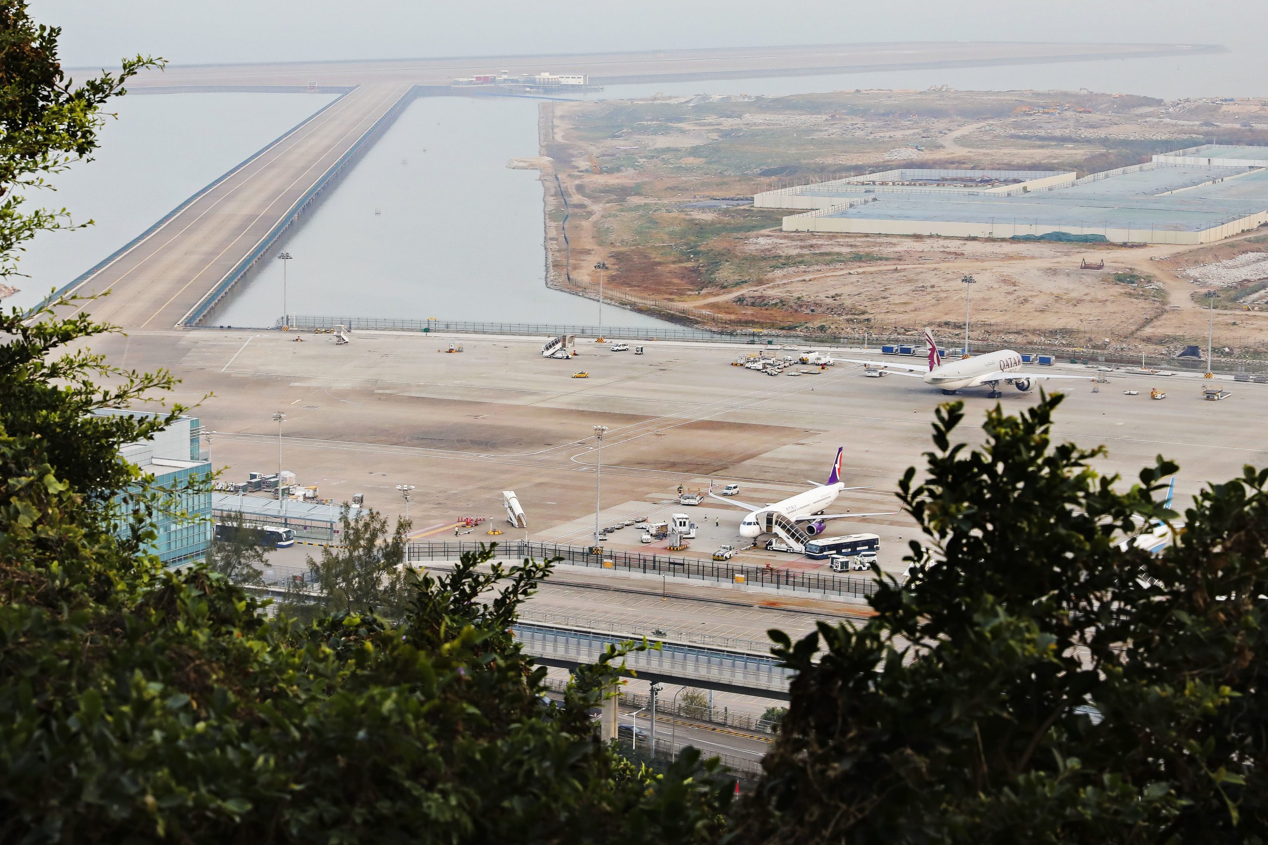 Portugueses impedidos de regressar após proibição de voos para Macau