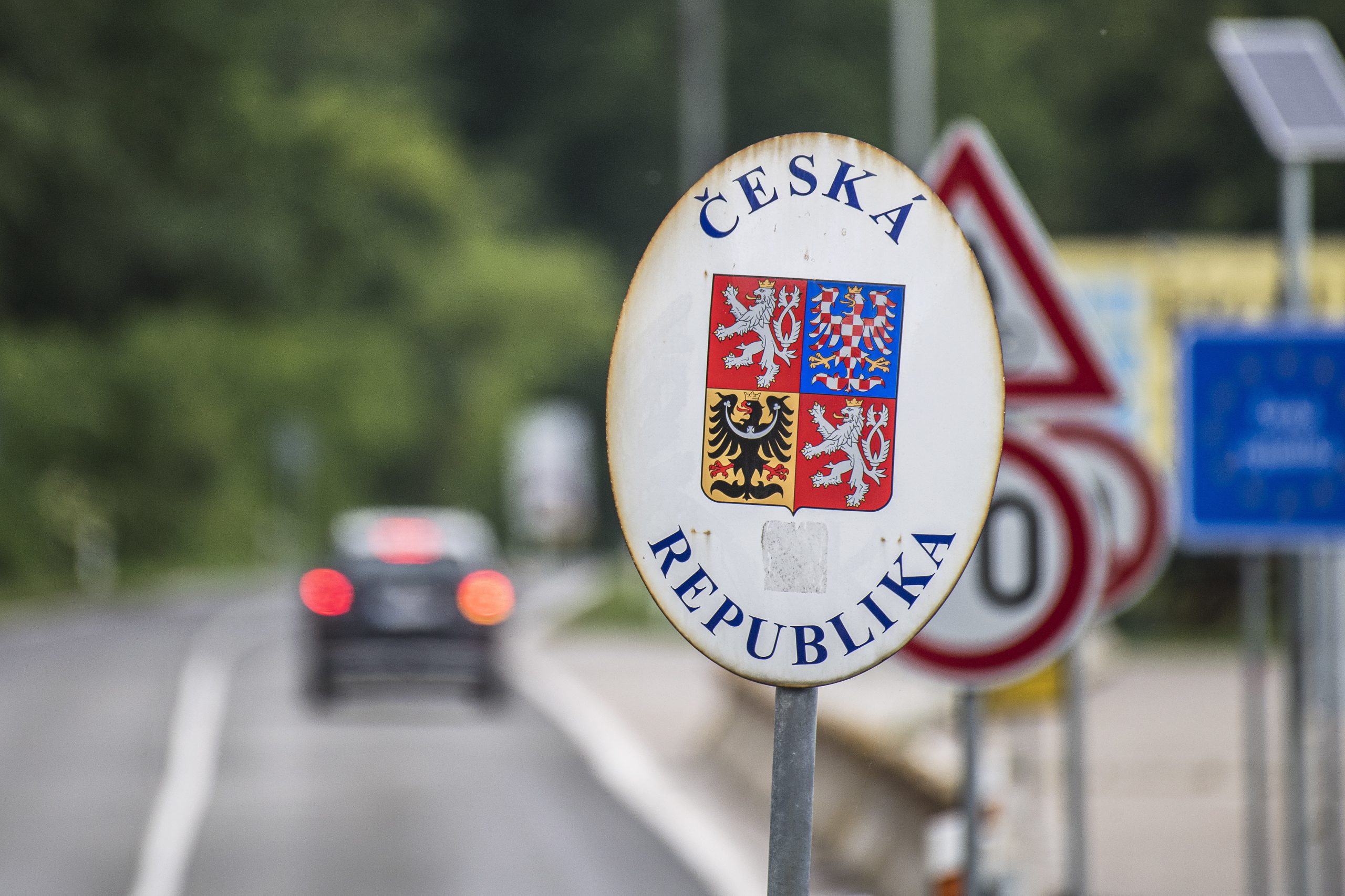 Covid-19: República Checa regista 260 novas infeções, o número mais alto desde 8 de abril
