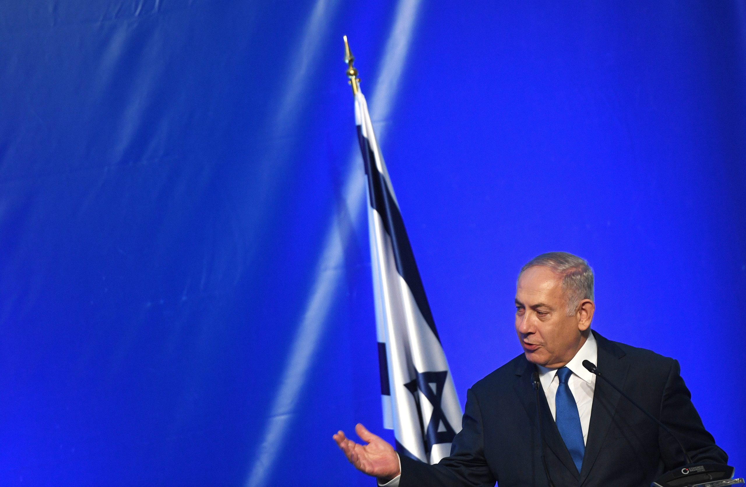 Israel saúda anúncio dos EUA de reimposição de todas as sanções ao Irão