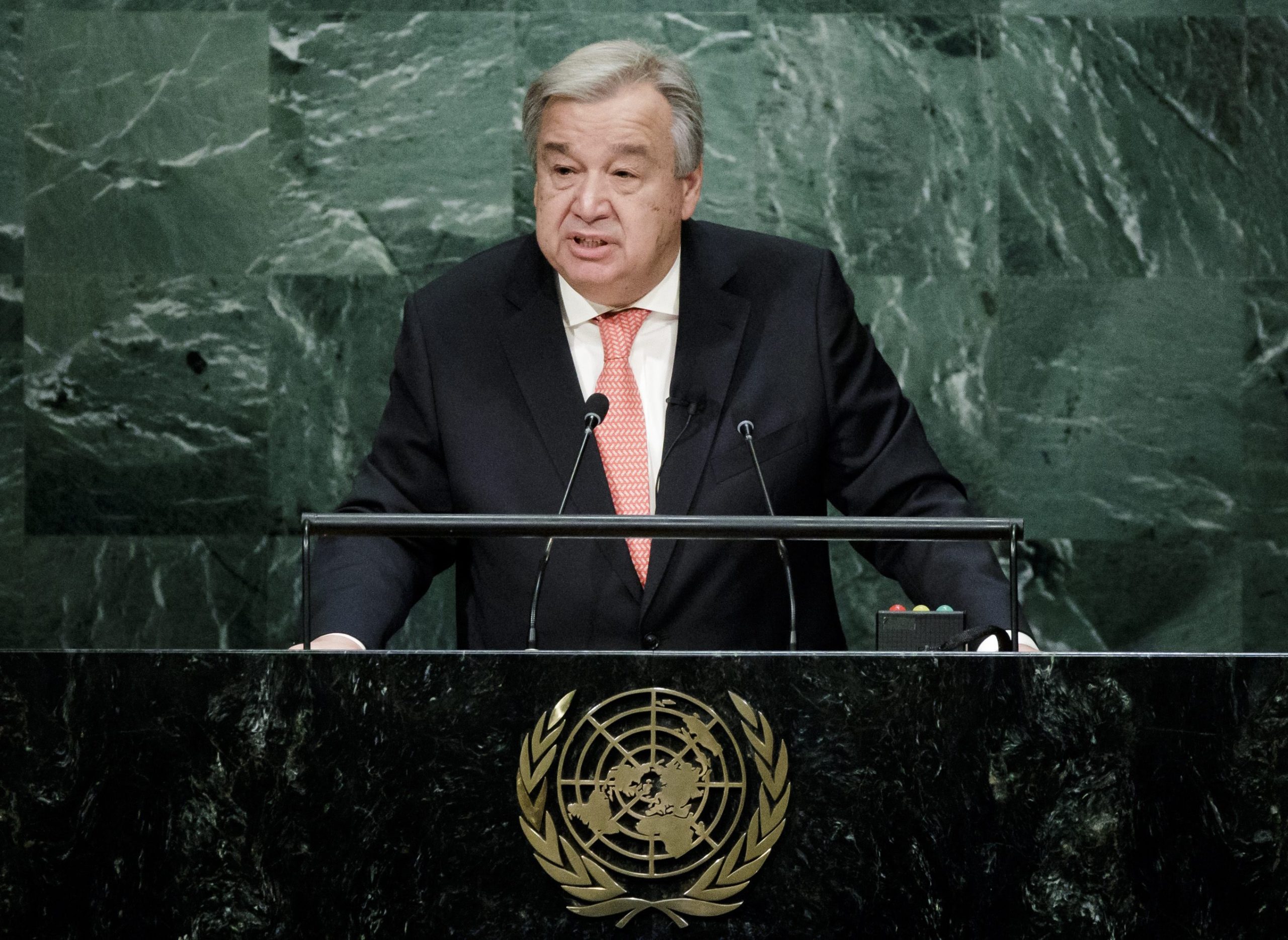 Marcelo e Costa no parlamento na entrega do “Prémio Direitos Humanos” a Guterres