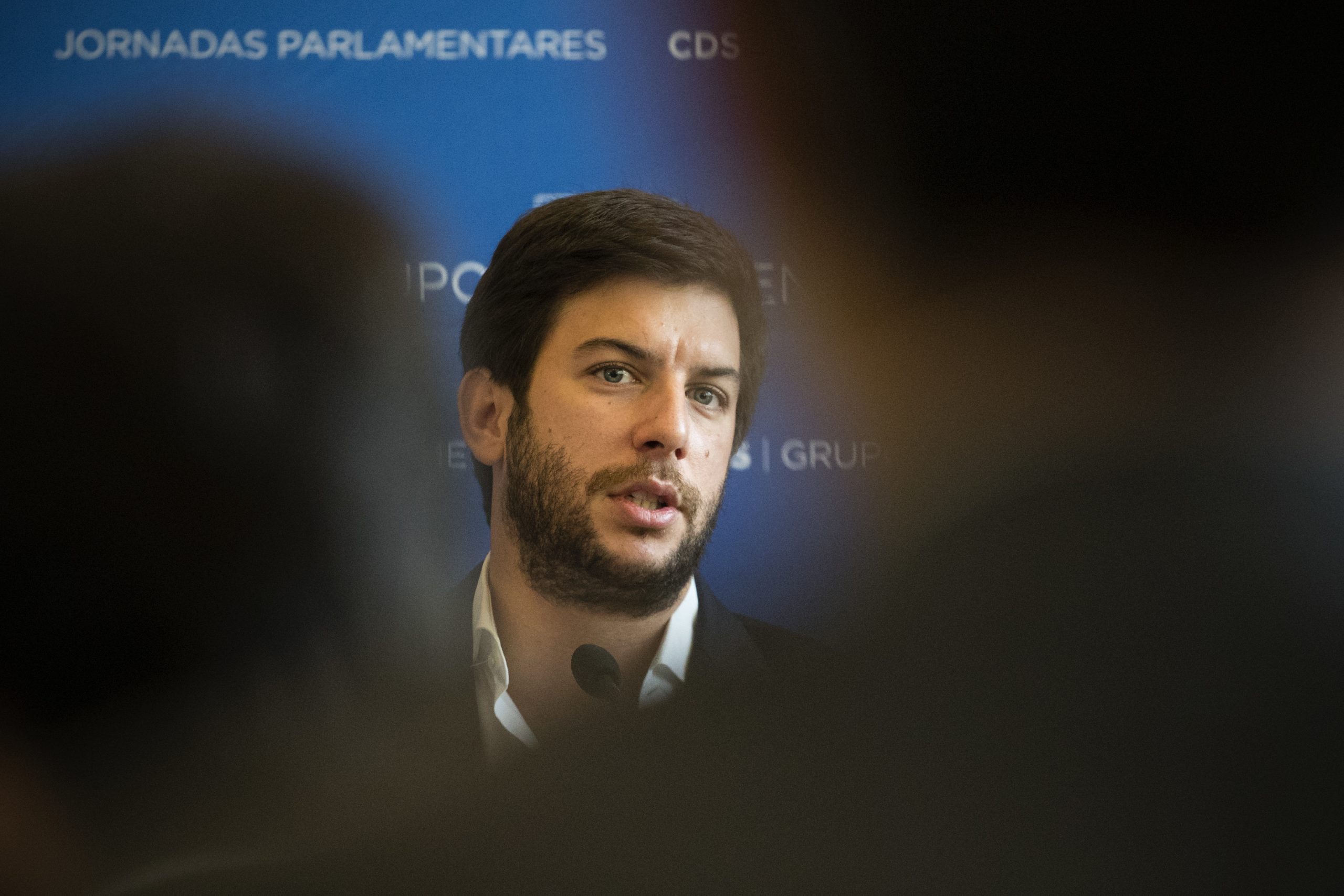 CDS-PP considera “absolutamente miserável” subsidio de risco de 100 euros às polícias