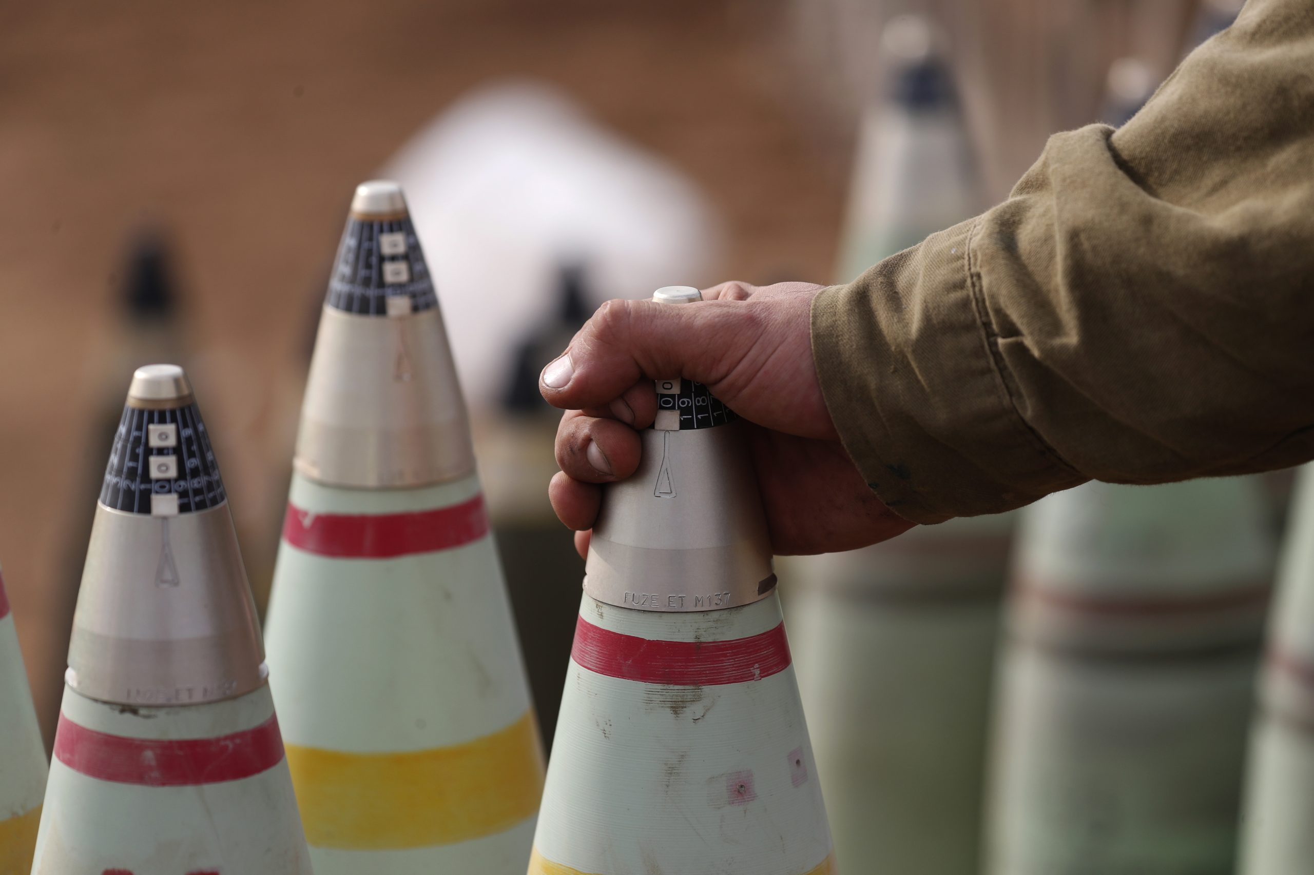 Israel ameaça novos ataques de “grande escala” no Líbano