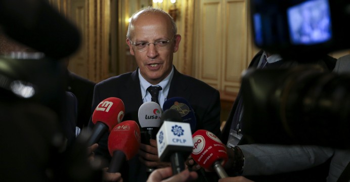 Augusto Santos Silva em Angola a ‘preparar terreno’ para visita de Costa ao país