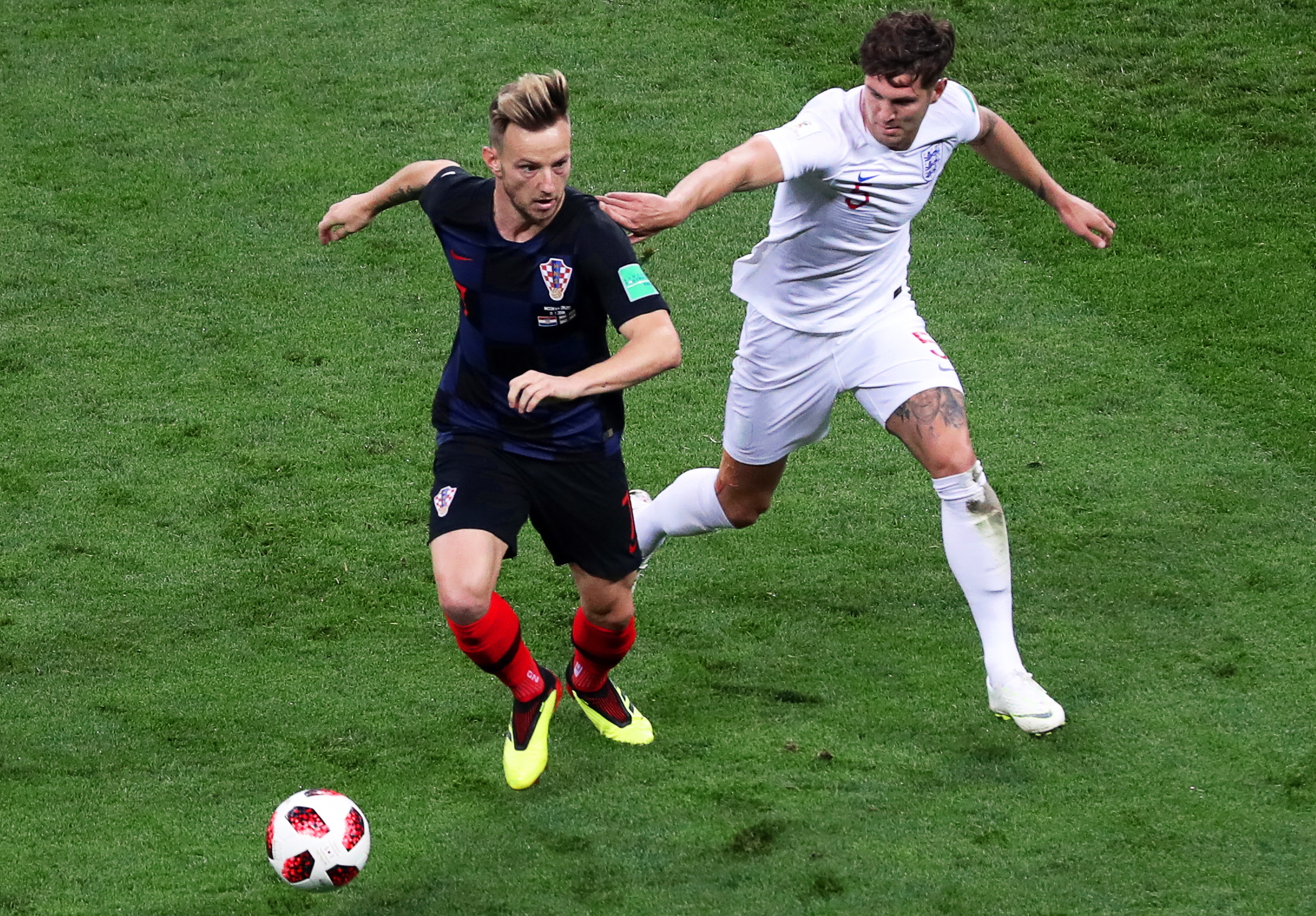 Ivan Rakitic perdeu 4 quilos no jogo contra Inglaterra. Isto, depois de ter passado a noite anterior com 39 graus de febre