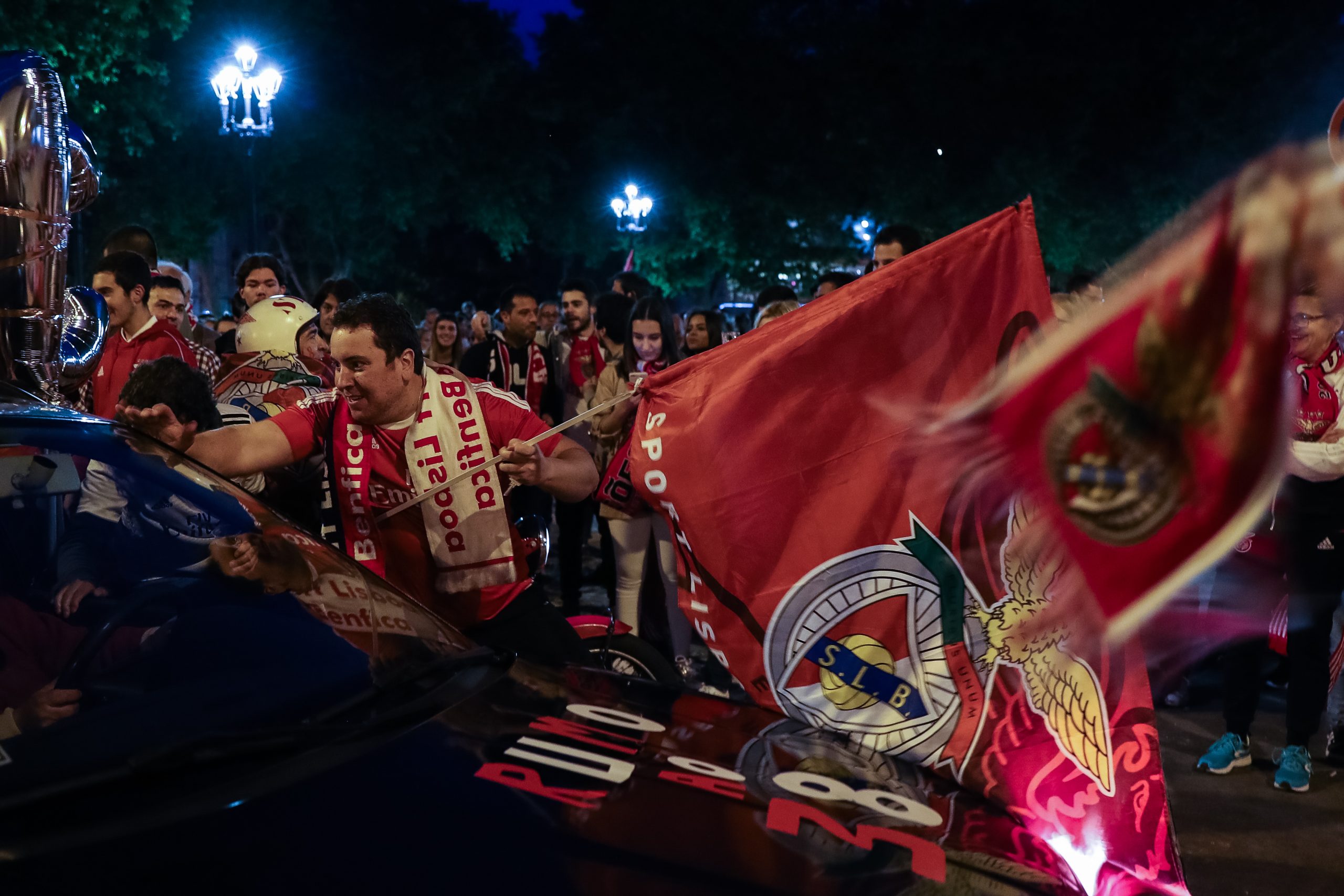 Benfica campeão 2018/2019: De Portimão ao Funchal, hoje o país pintou-se de vermelho