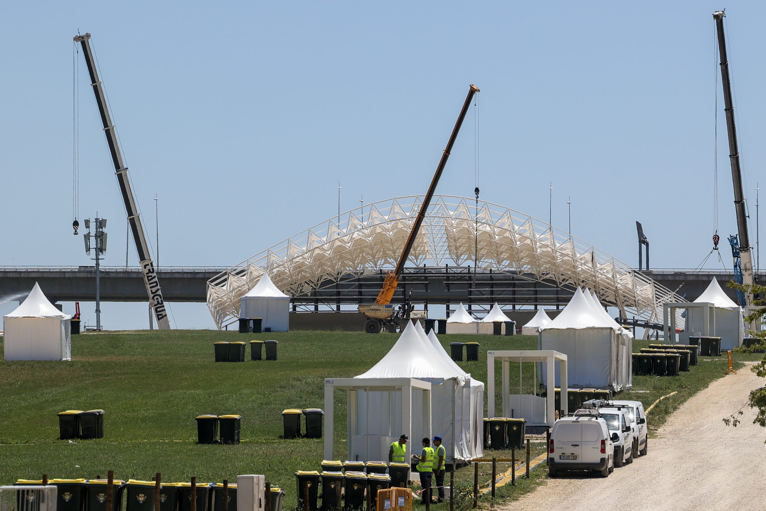 Amnistia com limite de idade e entrada em vigor no primeiro de setembro