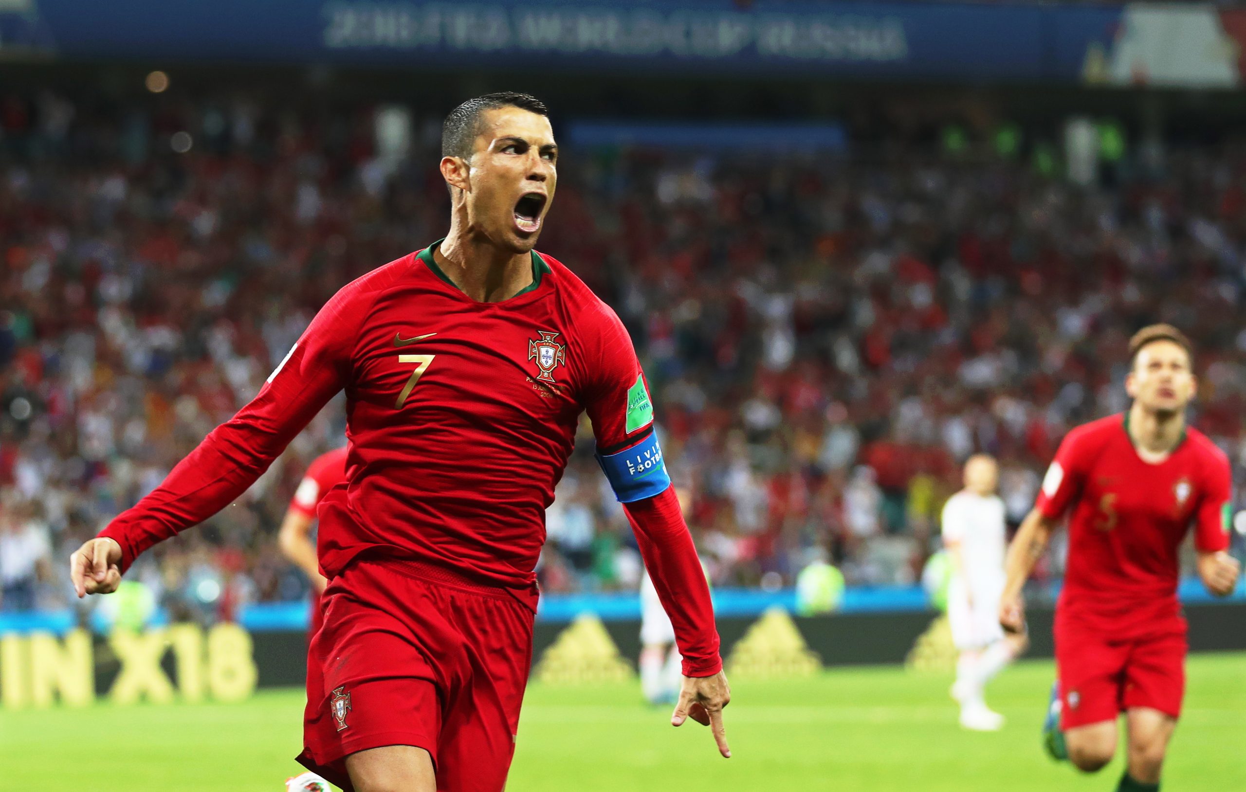 Na onda mexicana, uma estrela portuguesa surfou mais que as outras. Eis o resumo da primeira ronda do Mundial