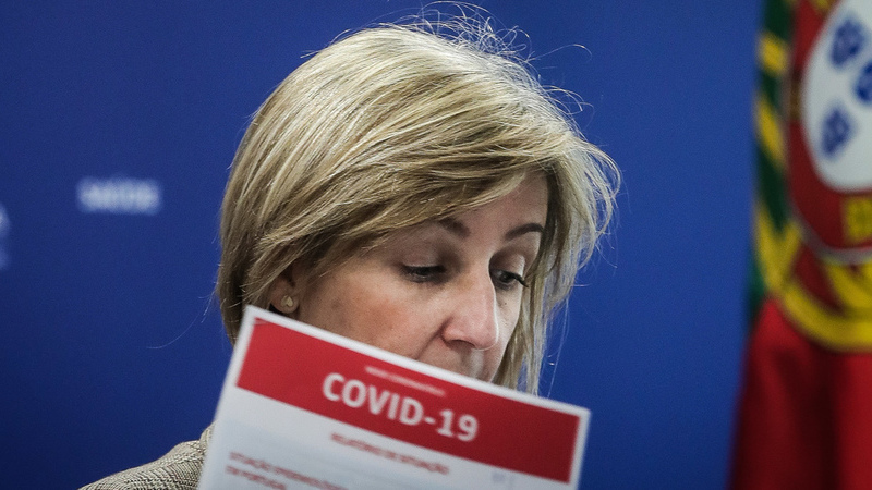 PCP acusa ministra da Saúde de questionar o SNS e “dar a mão” aos privados