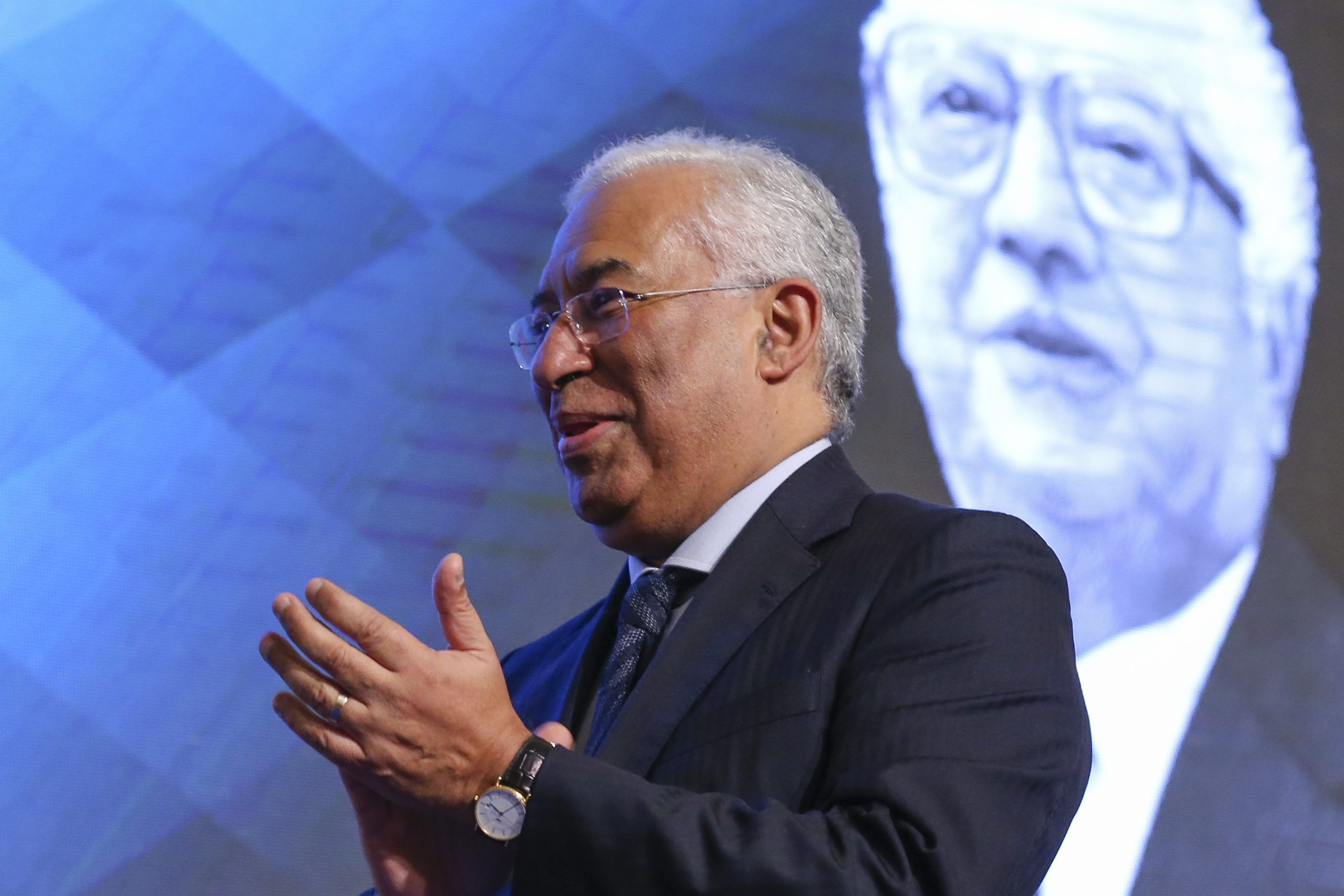 António Costa diz que violência contra as mulheres é “pandemia global”