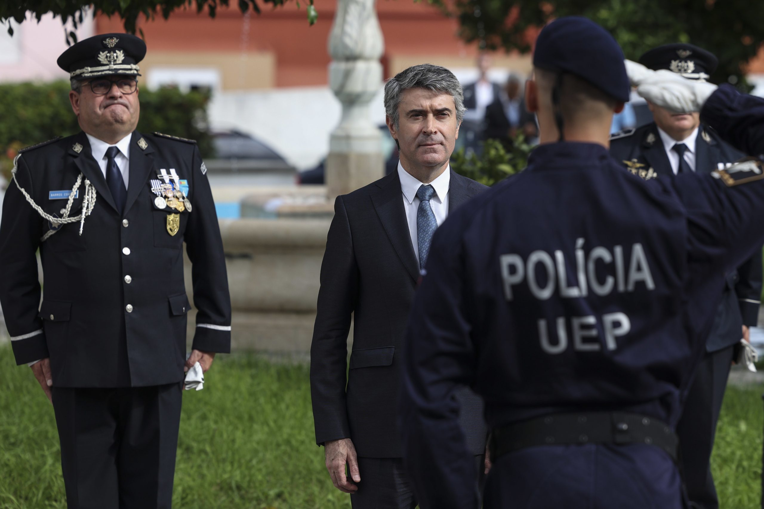 MAI garante que está a decorrer “como previsto” processo de extinção do SEF