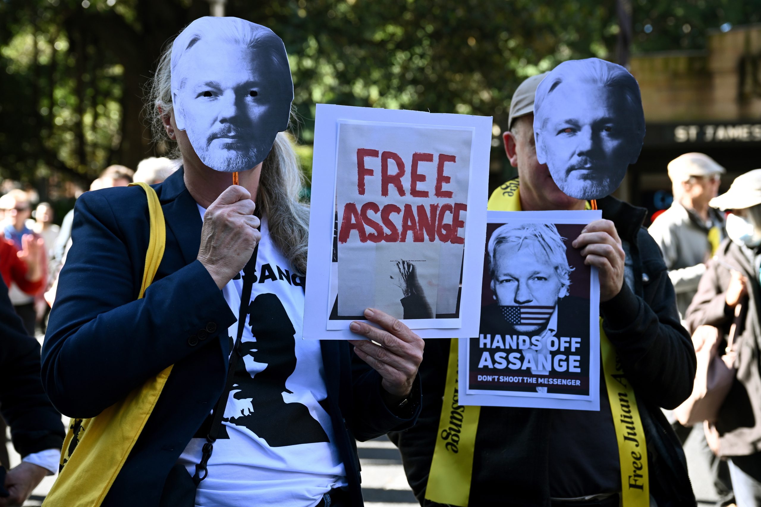 Detenção “vai contra a defesa da democracia”. Lula preocupado com “iminente” extradição de Julian Assange para os EUA