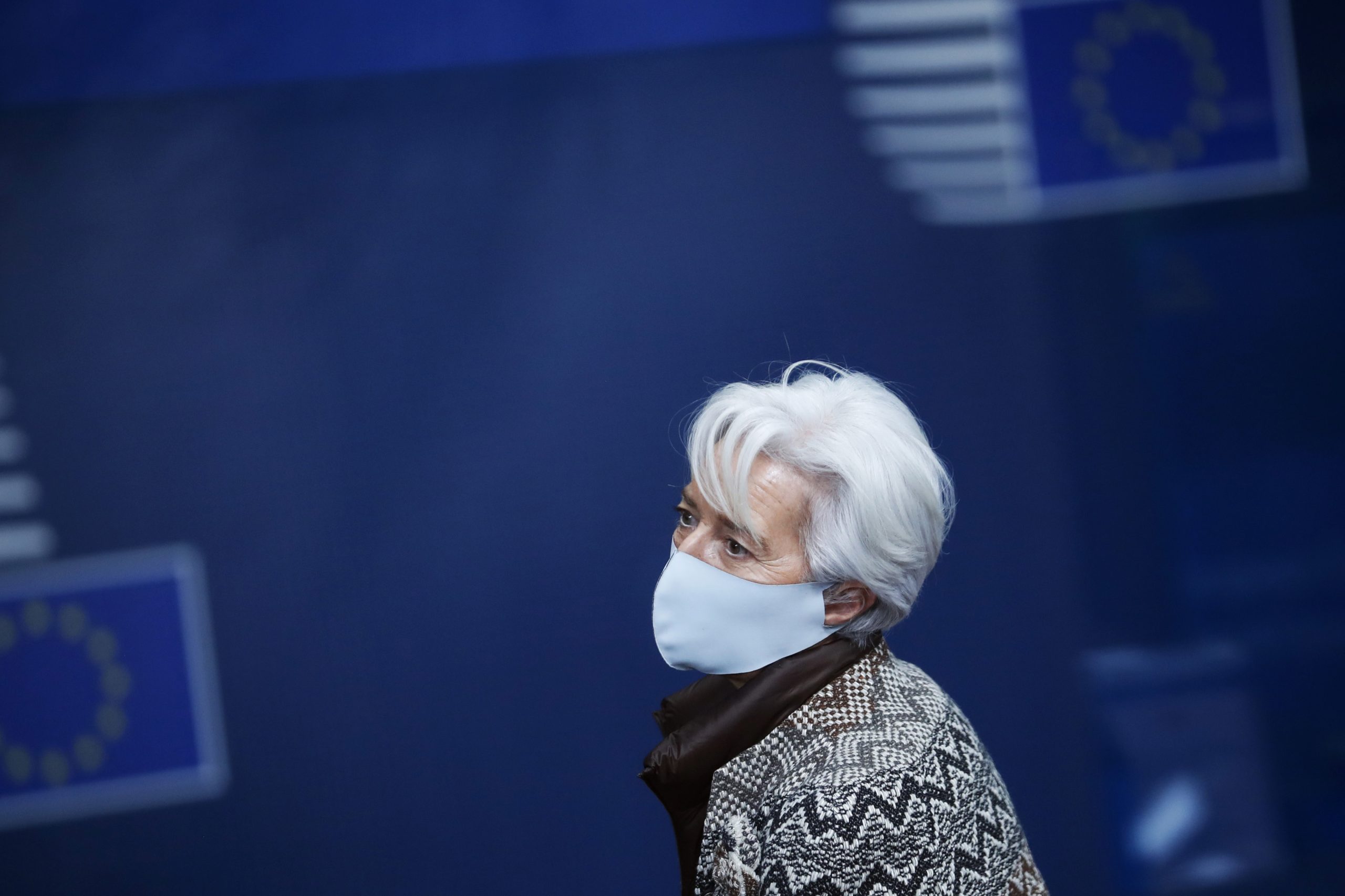 Lagarde diz que pandemia ainda apresenta riscos sérios para as economias