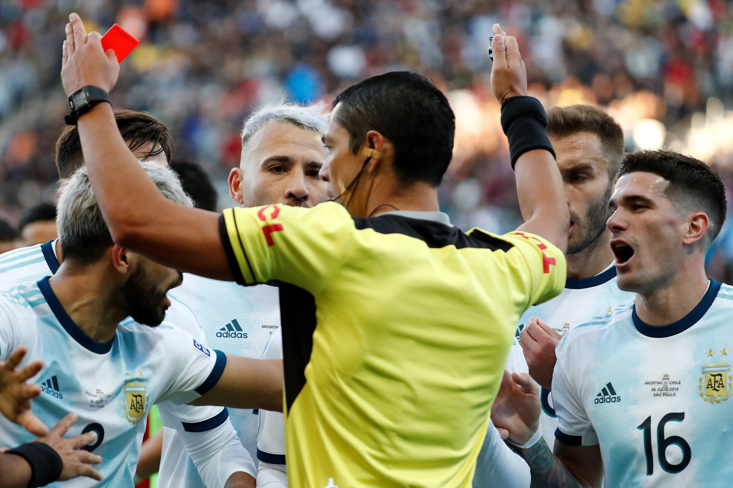 Copa América: Argentina bate Chile e conquista terceiro lugar num jogo em que Messi foi expulso