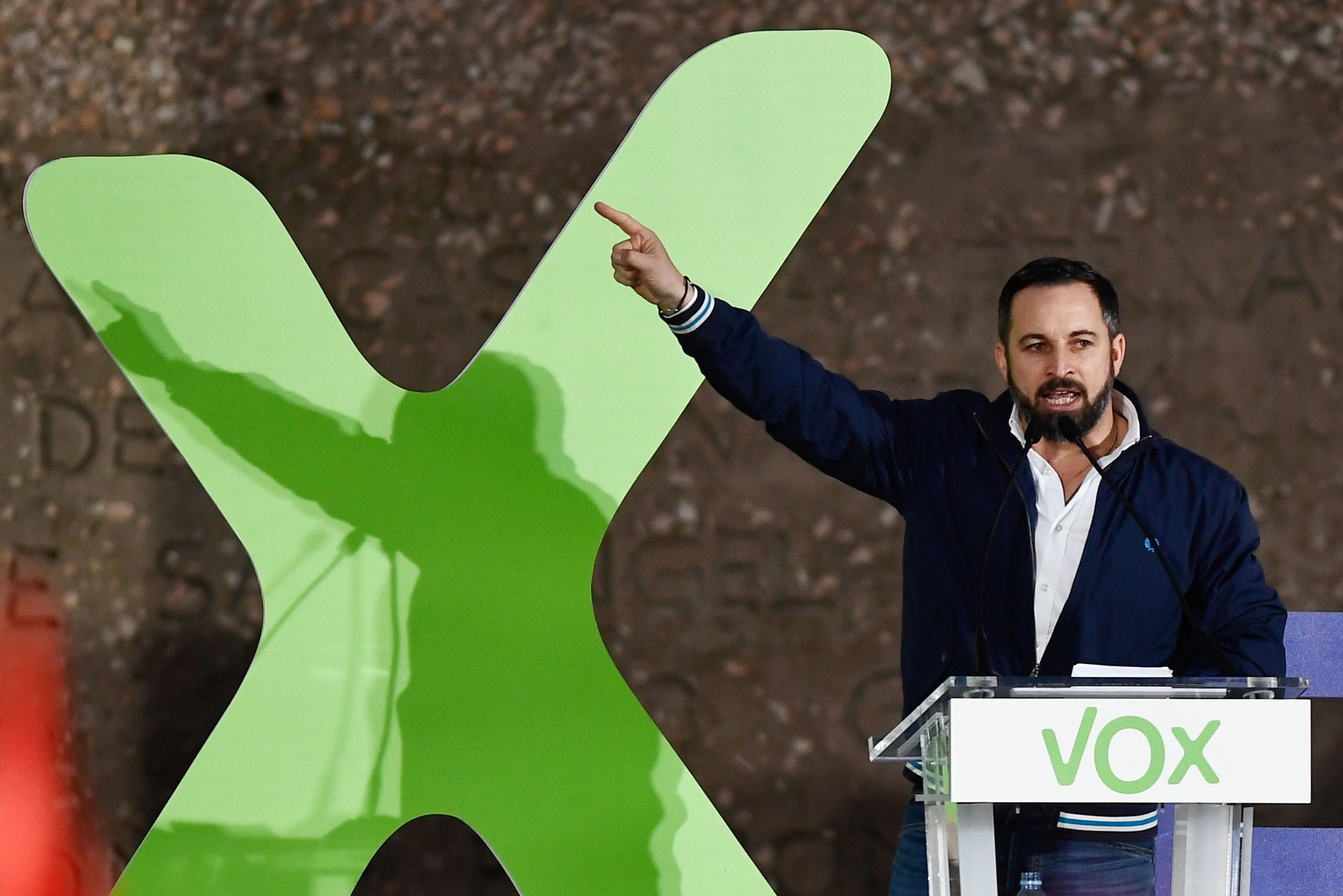 Vox anuncia “marcha pela liberdade” se Espanha decretar estado de emergência