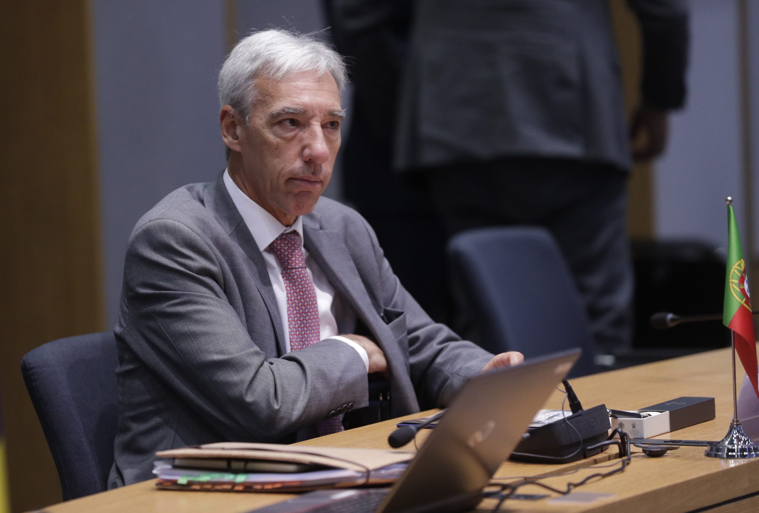 Ucrânia: Tentativa russa de dividir Europa claramente rejeitada pelos 27