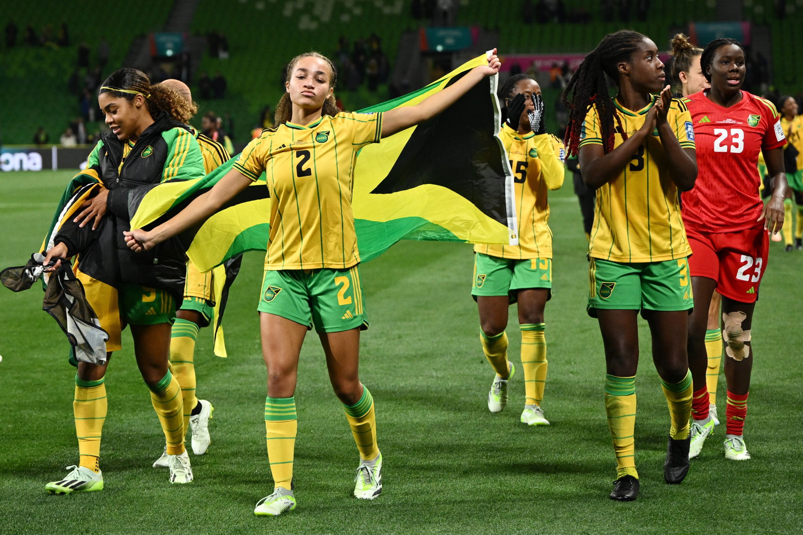 Mundial feminino. Brasil cai com estrondo, Jamaica e África do Sul brilham