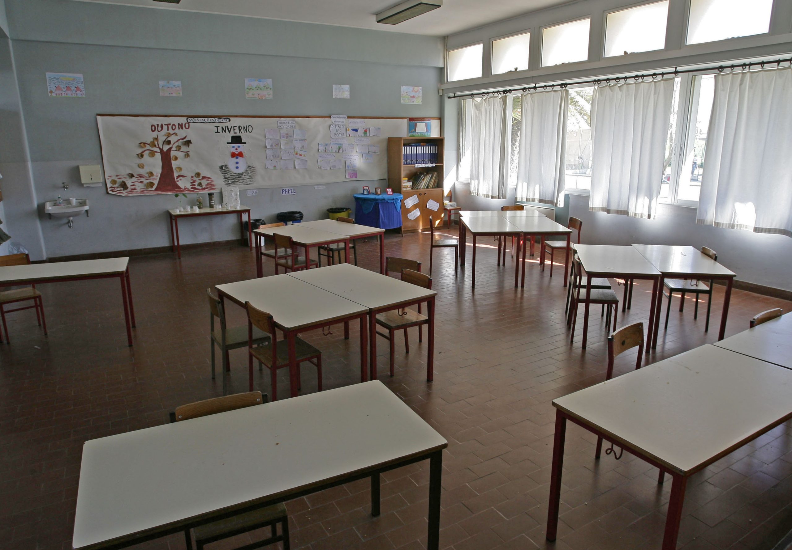 “Apagão na Educação”. A prioridade esquecida nestas legislativas