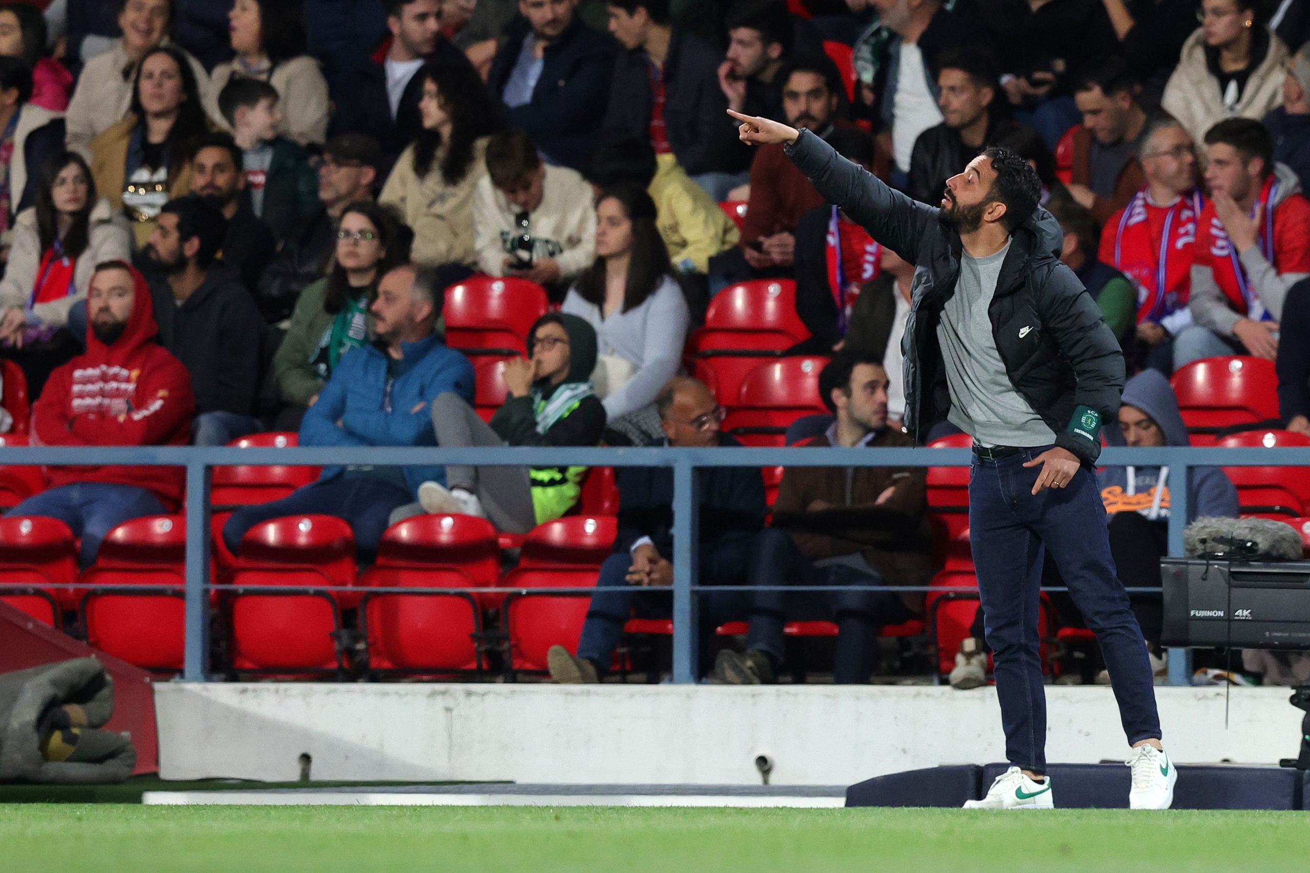 “Eu já não faço contas nenhumas”. Amorim assume frustração pelo atraso do Sporting