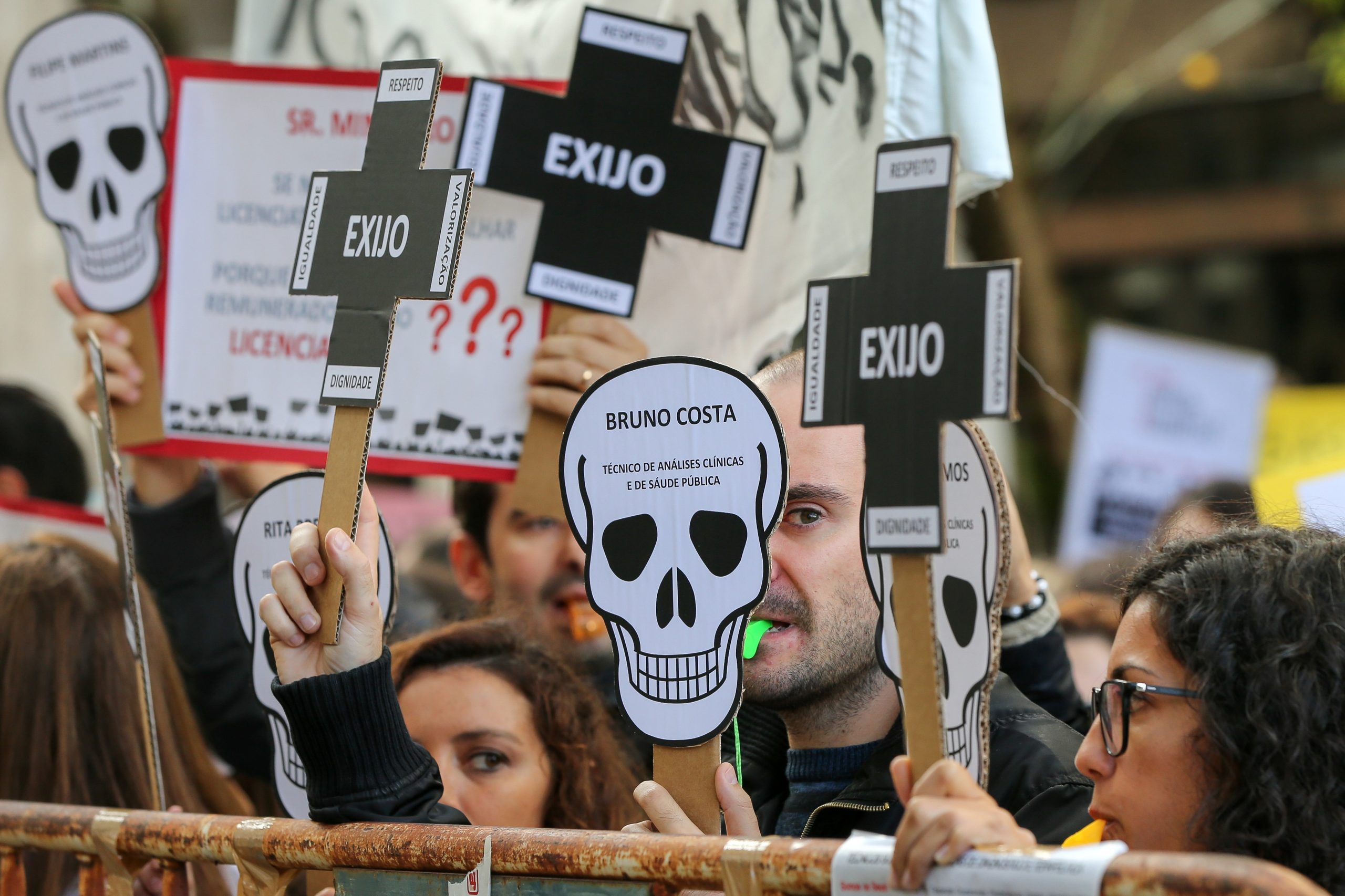 Técnicos de diagnóstico cumprem hoje primeira de duas sextas-feiras de greve