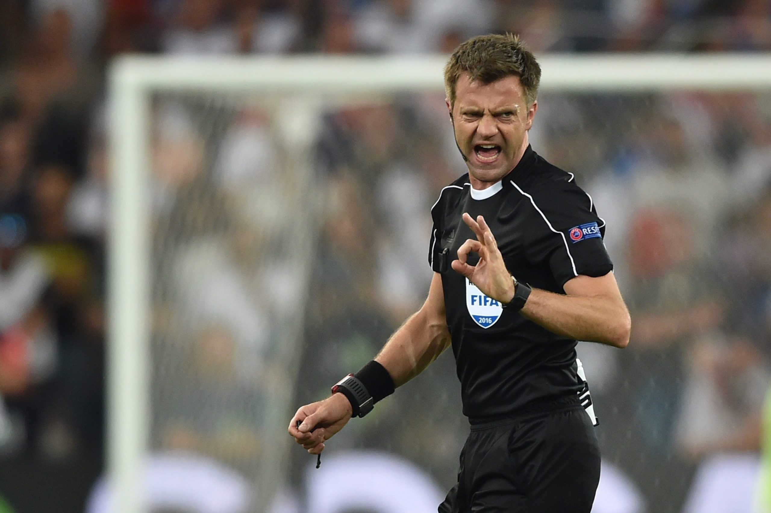 Liga dos Campeões: Nicola Rizzoli arbitra Benfica-Borussia de Dortmund