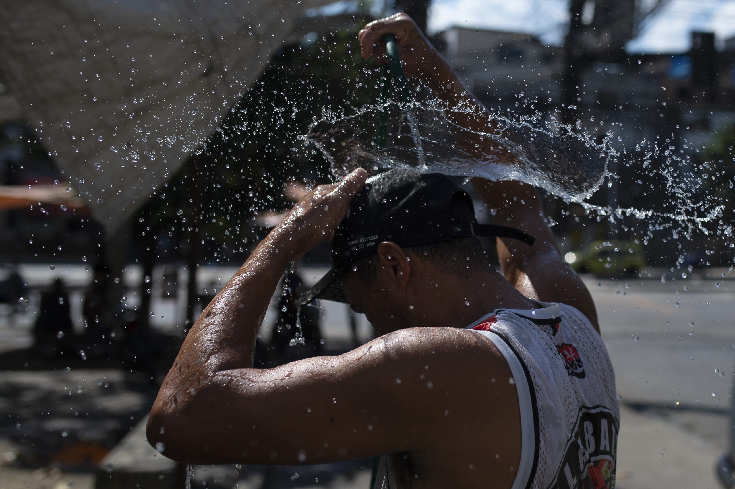 Terça-feira traz subida das temperaturas e céu limpo em todo o continente