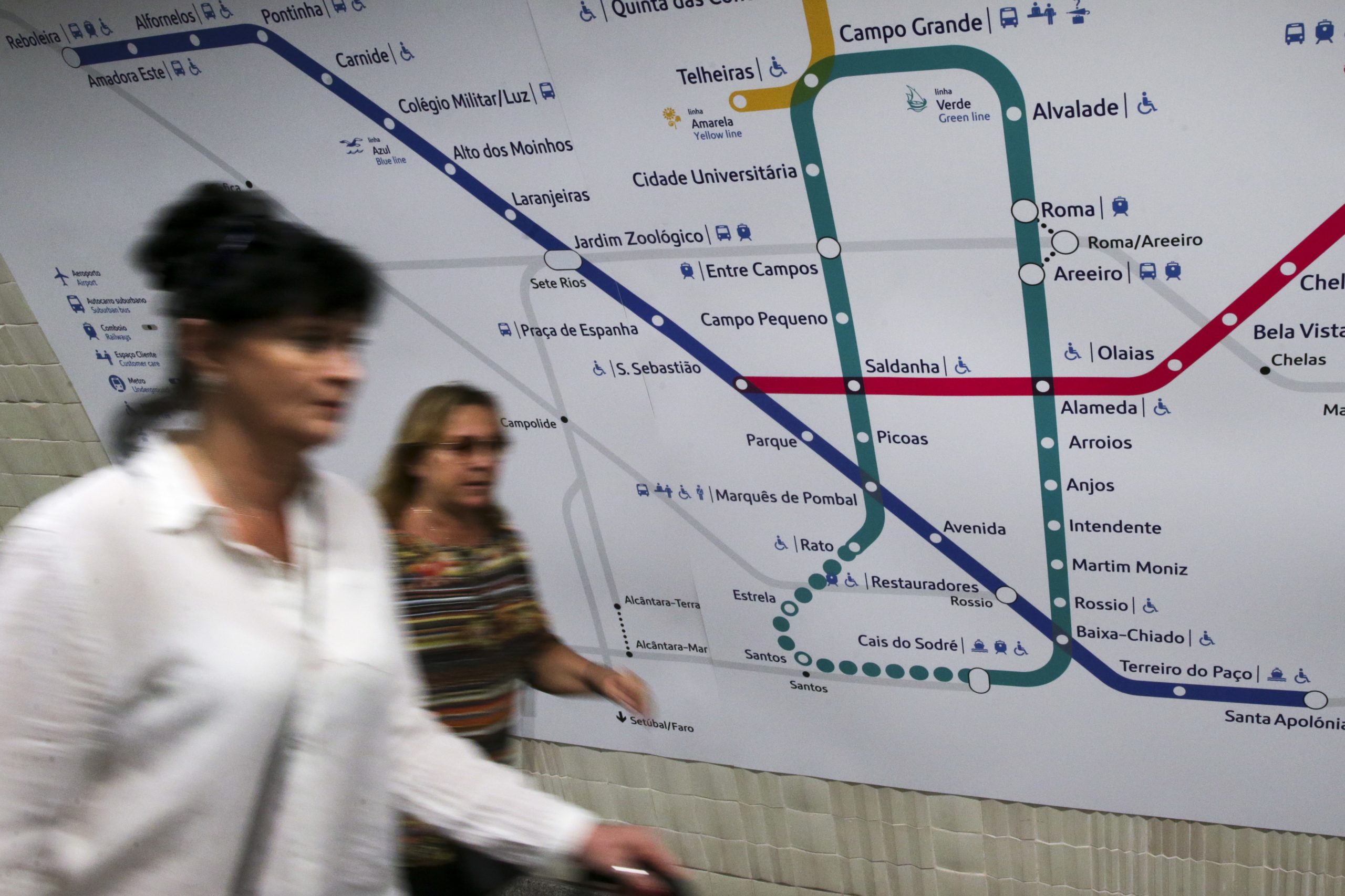 Sindicatos dos trabalhadores do Metro de Lisboa consideram aumento de 10 euros “insuficiente”