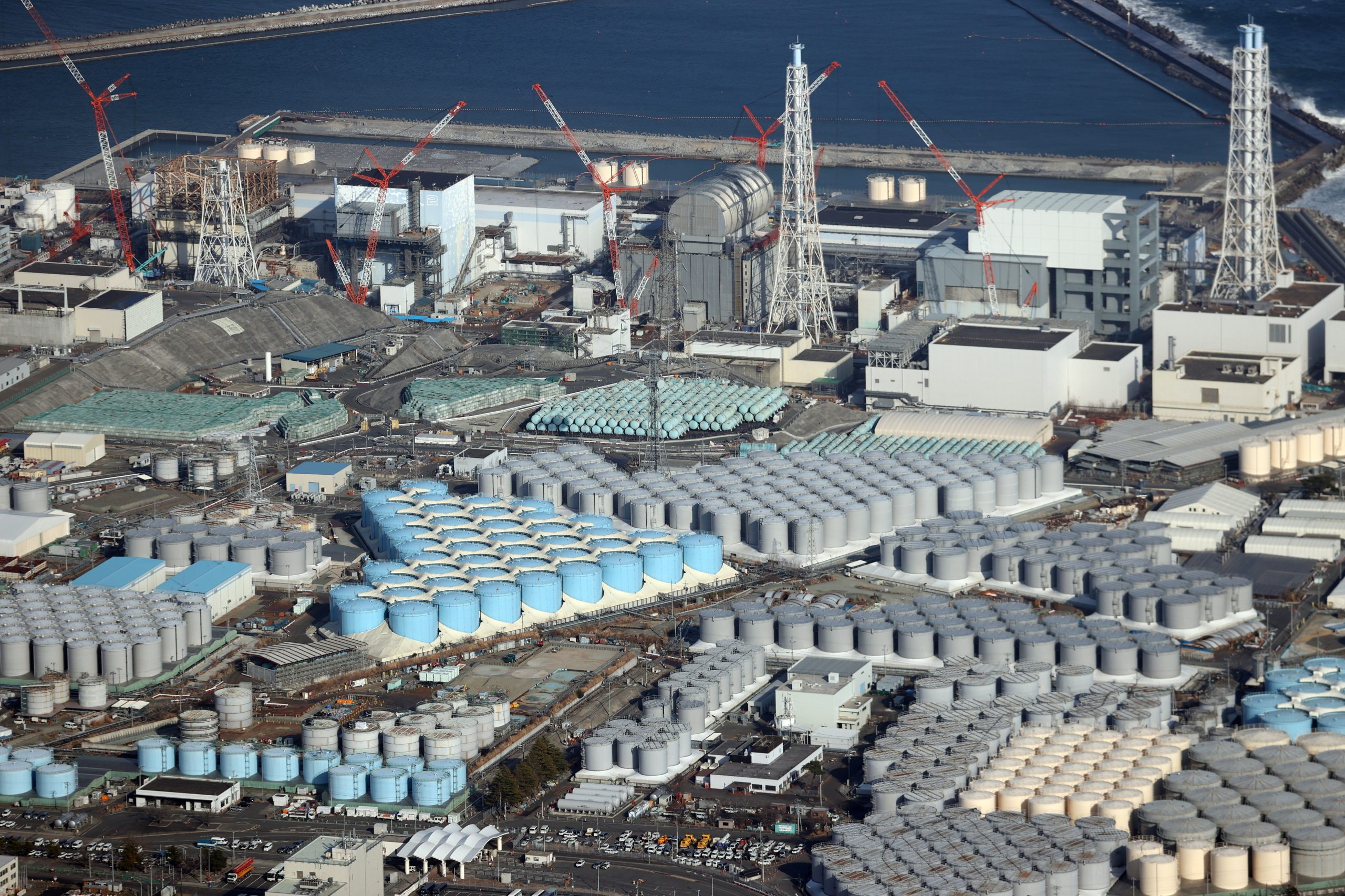 Agência internacional vai controlar libertação de água da central de Fukushima
