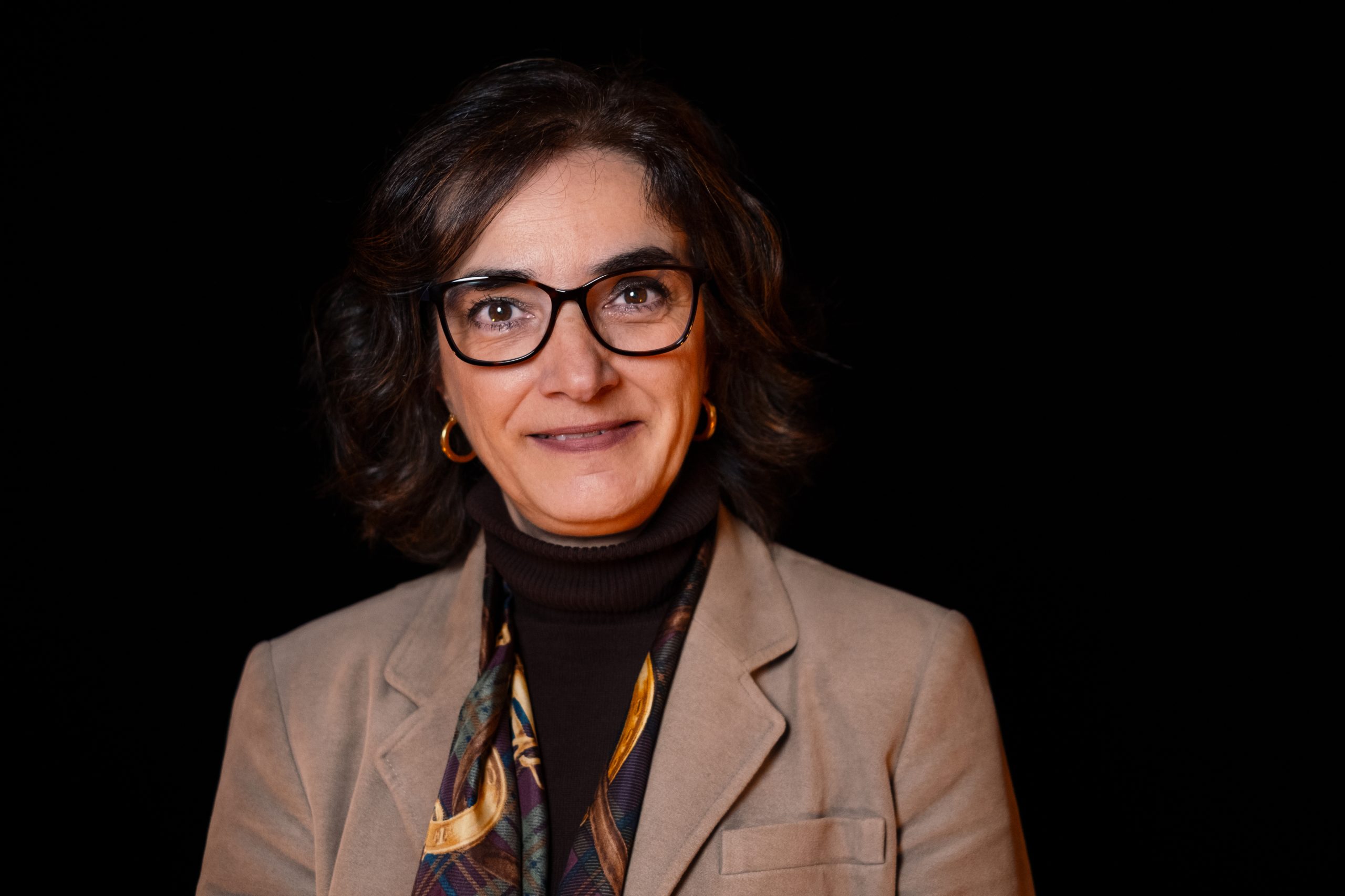 Cientista Elvira Fortunato distinguida com prémio de liderança feminina em Portugal