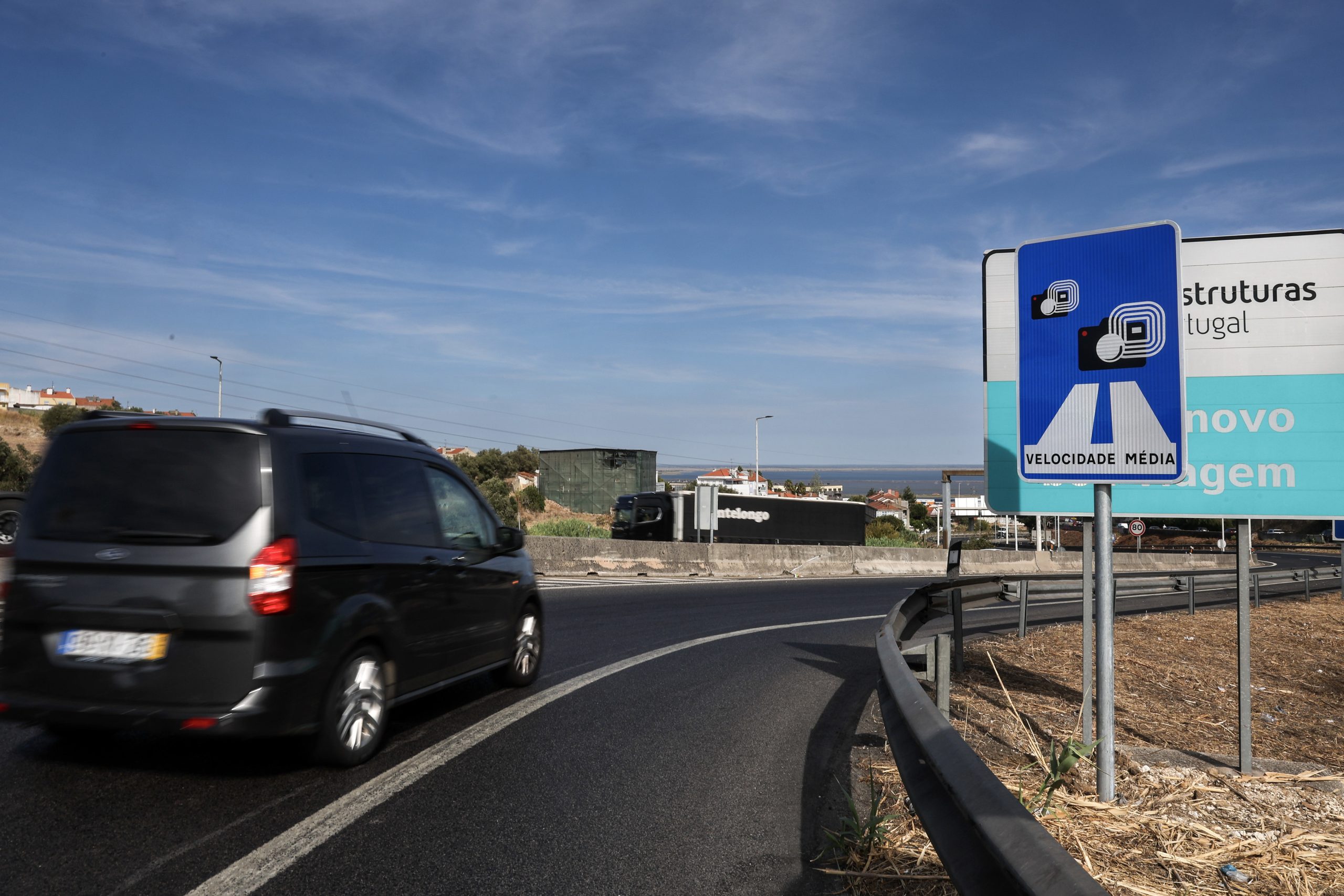 Número de veículos em excesso de velocidade caiu 80% com os novos radares